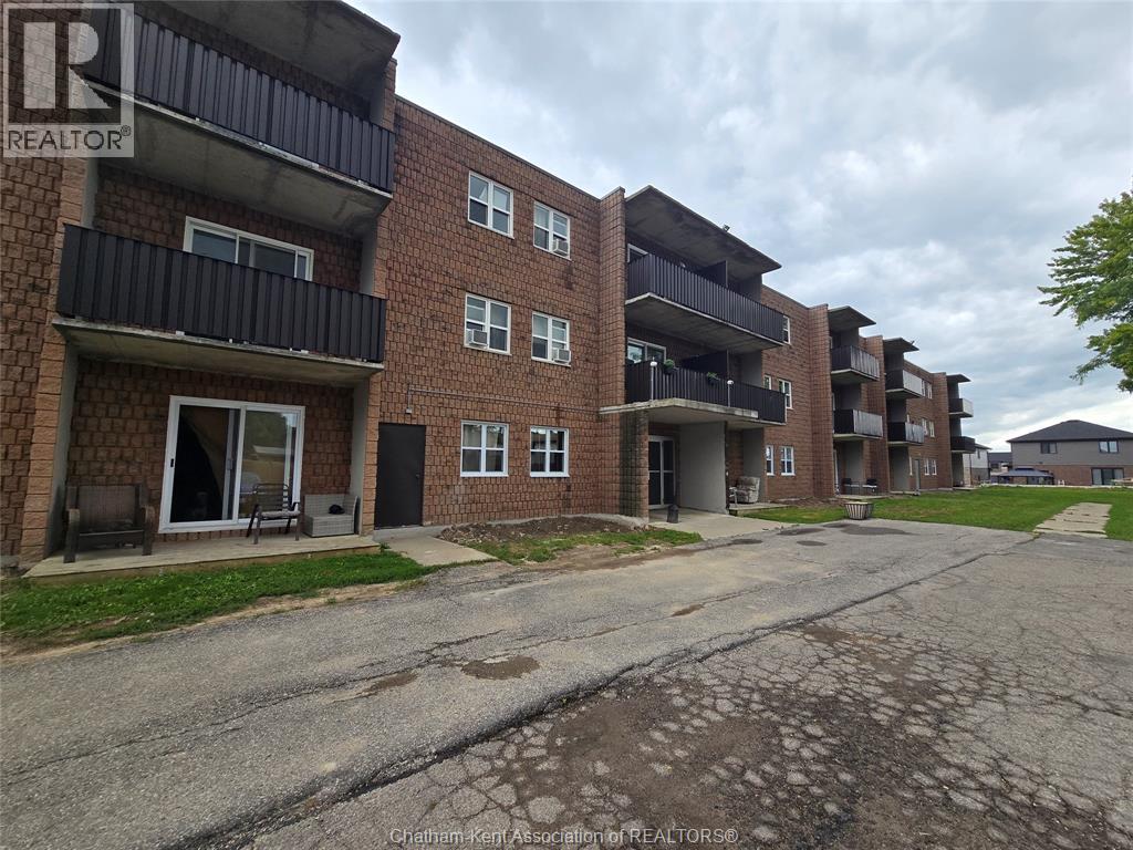 #108 276 MERRITT AVENUE - 1