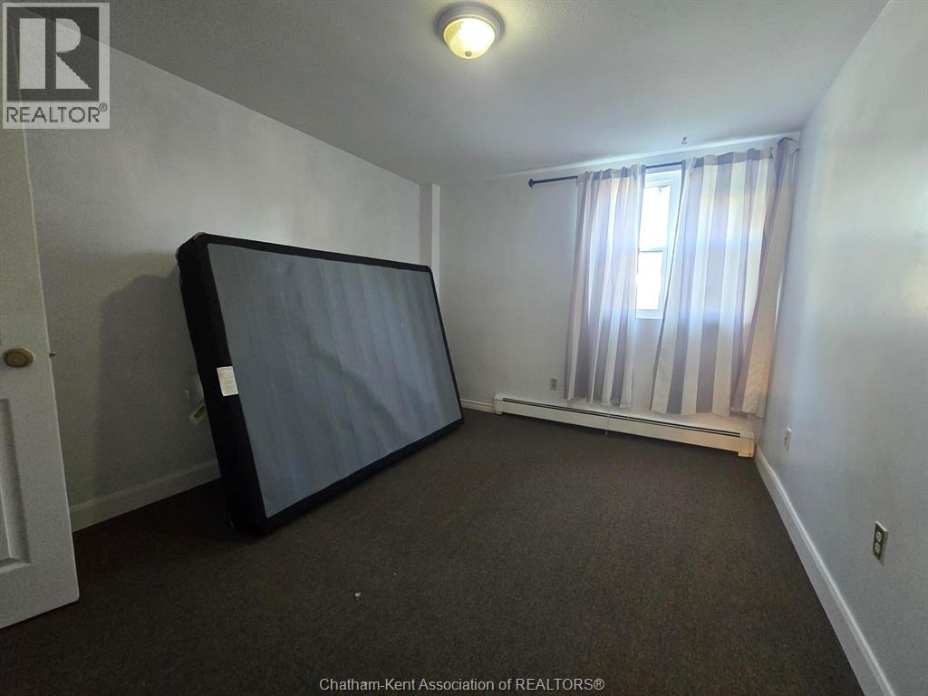 #108 276 MERRITT AVENUE - 8