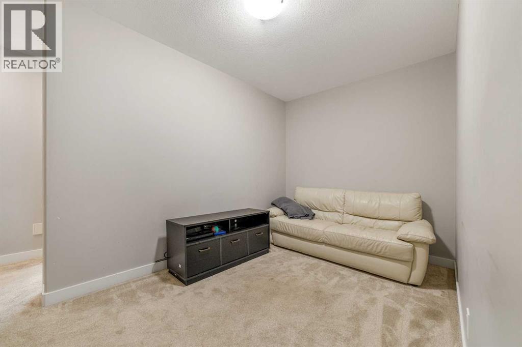 110 Prairie Gold Street - Image 31