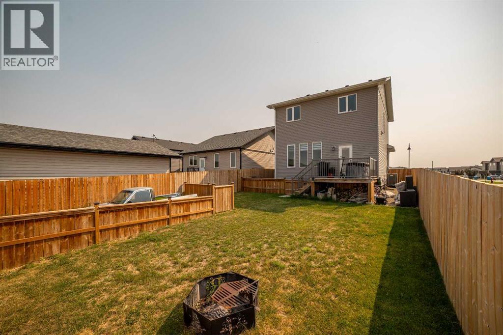 110 Prairie Gold Street - Image 40