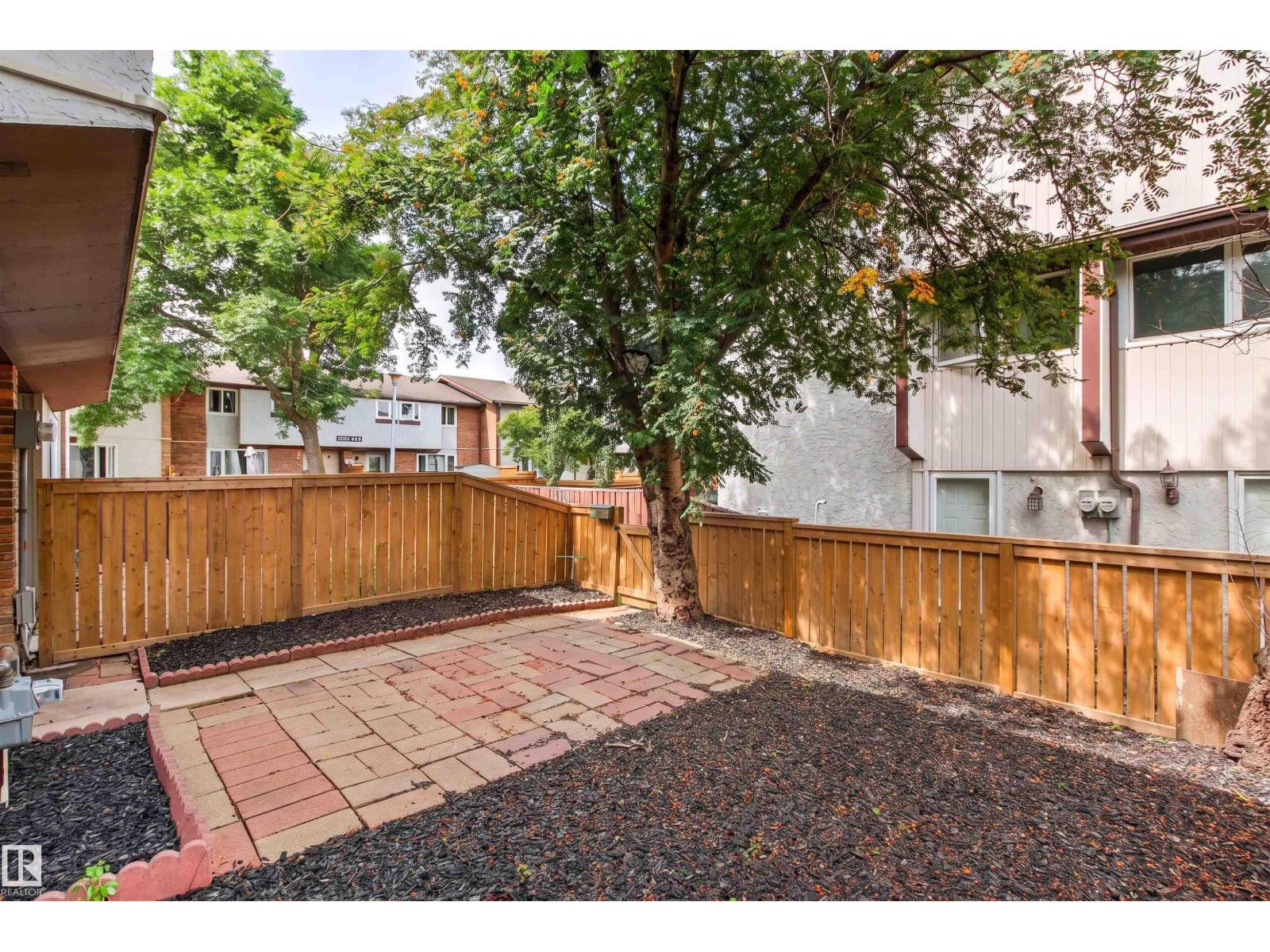 #9 14230 80 ST NW - Image 53