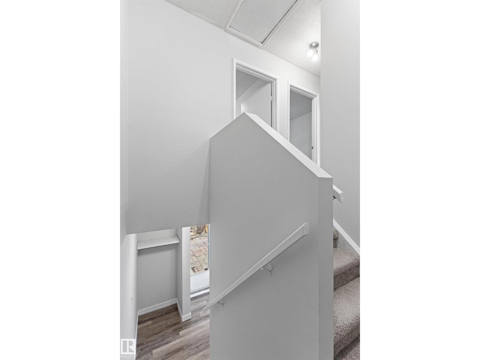 #9 14230 80 ST NW - 25