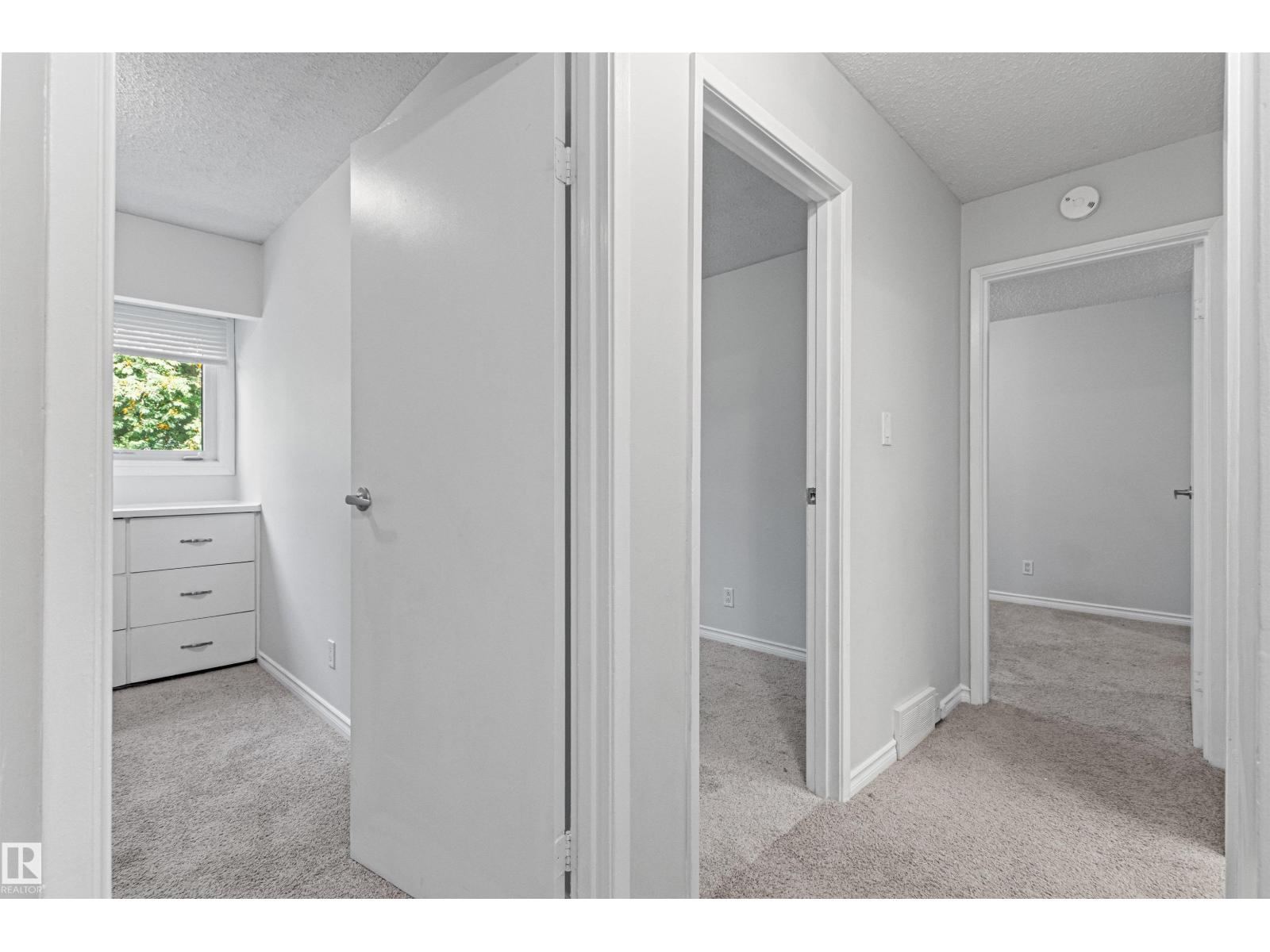 #9 14230 80 ST NW - Image 26
