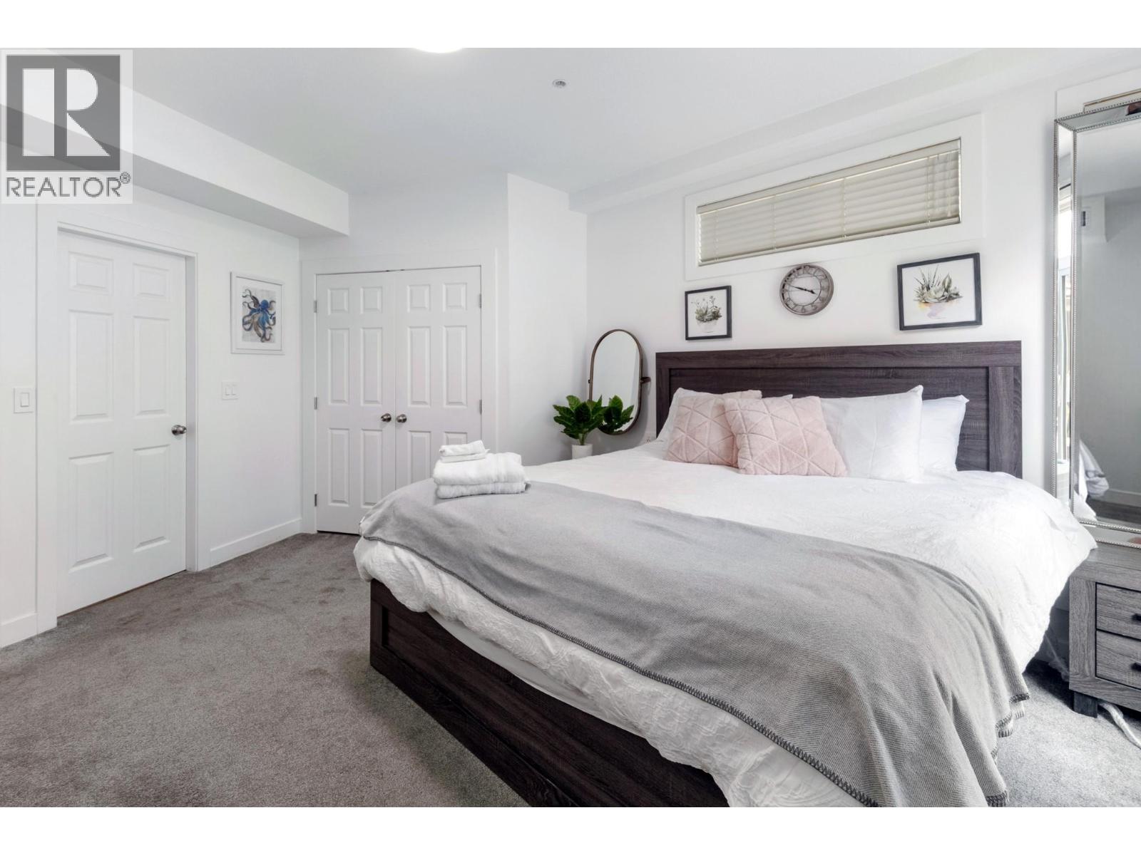 #352 1088 Sunset Drive - 21