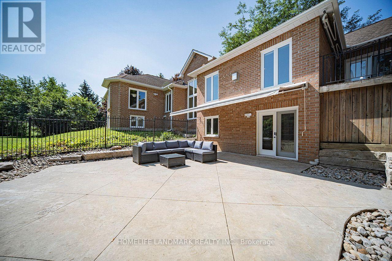 113 OFFORD CRESCENT - 11