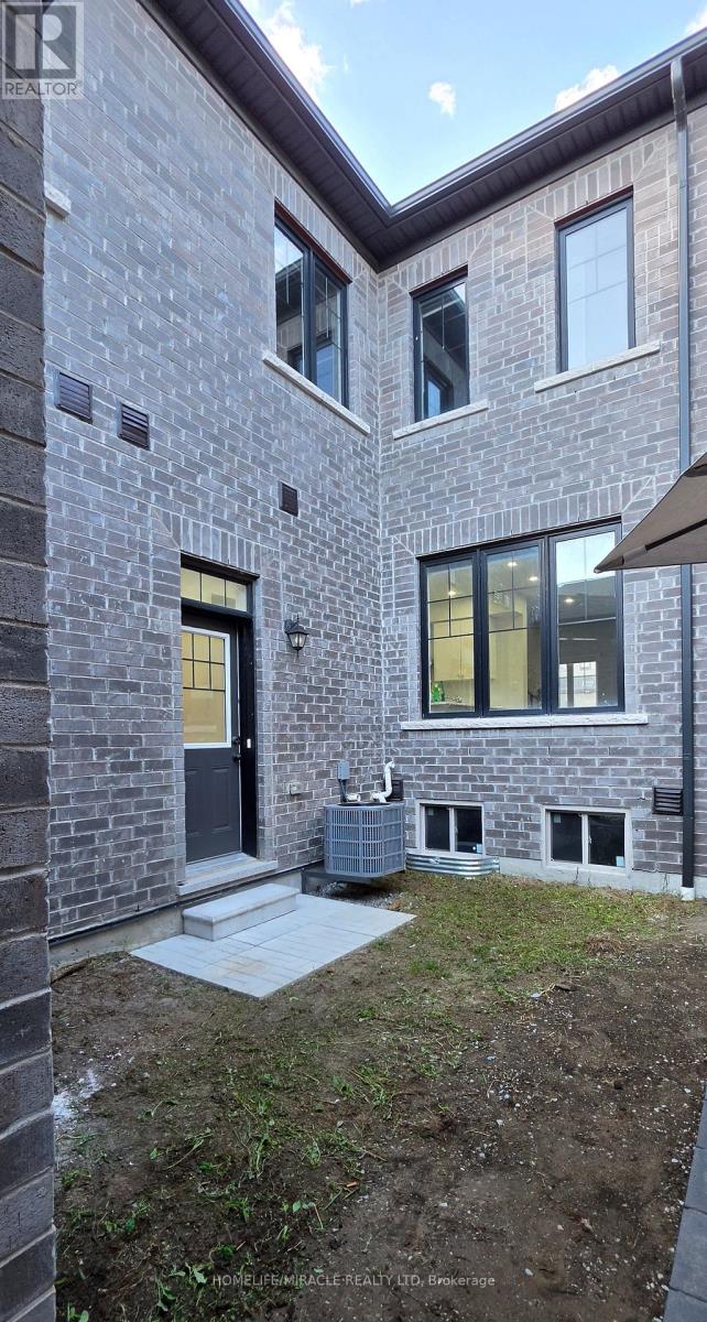 12 THELMA DRIVE - Image 18