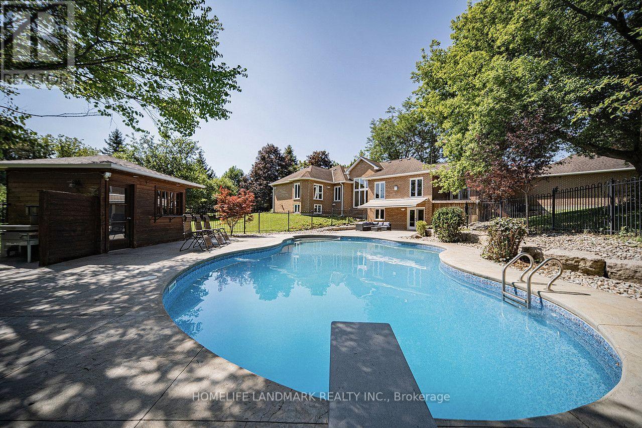 113 OFFORD CRESCENT - 12