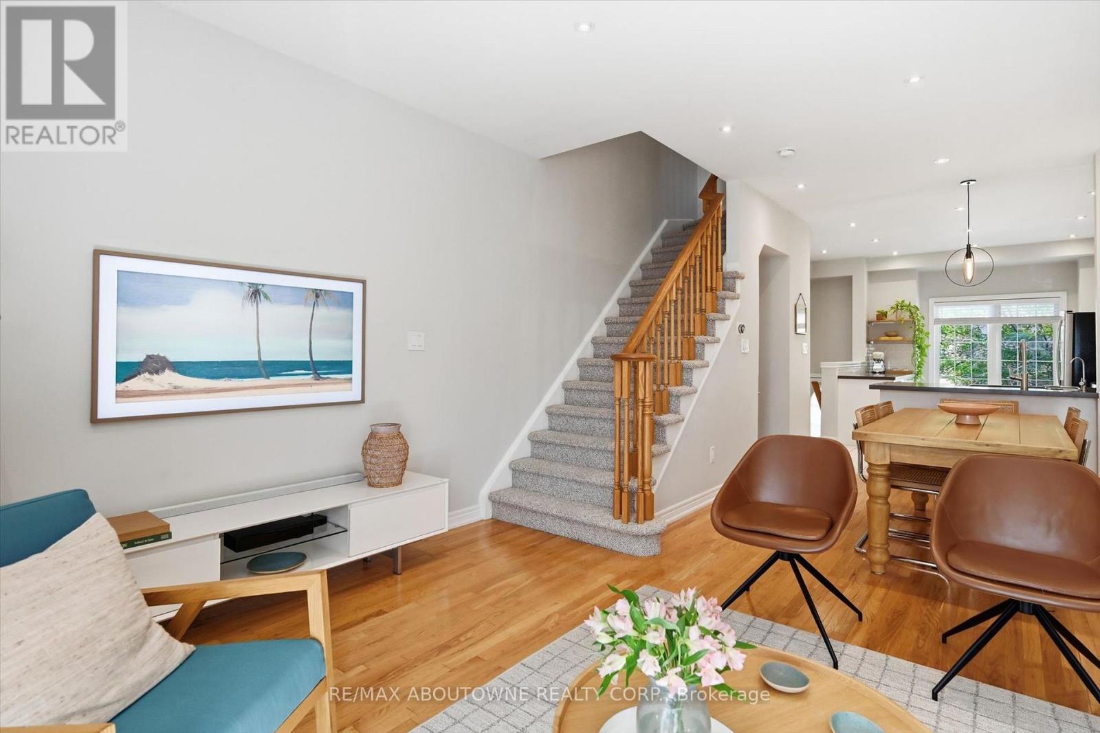 678 ROWLEY COMMON - 3