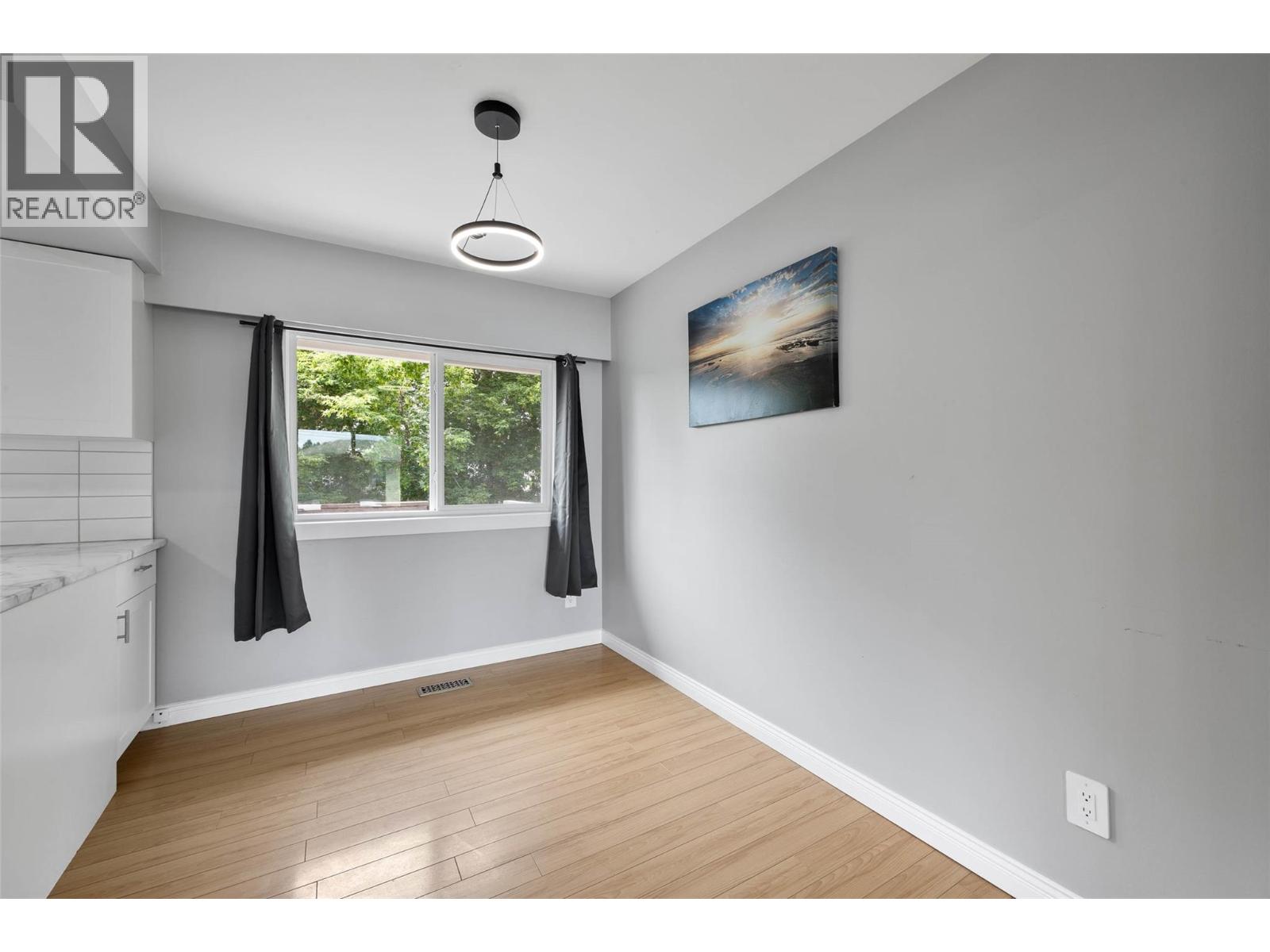 631 Brandon Avenue - Image 13