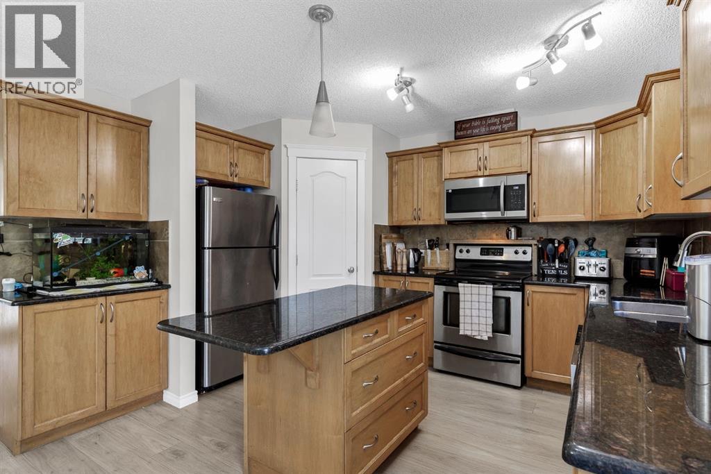 #7008 2370 Bayside Road SW - 10