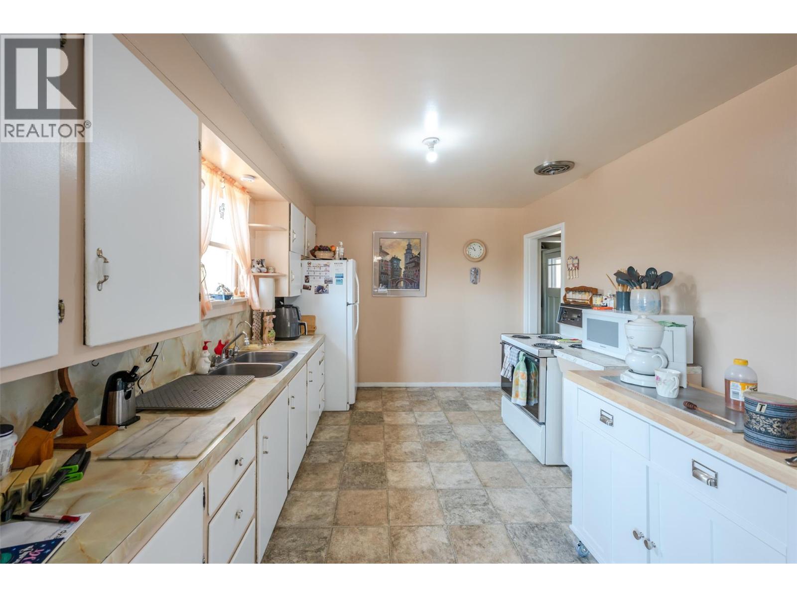 6802 89TH Street - 14
