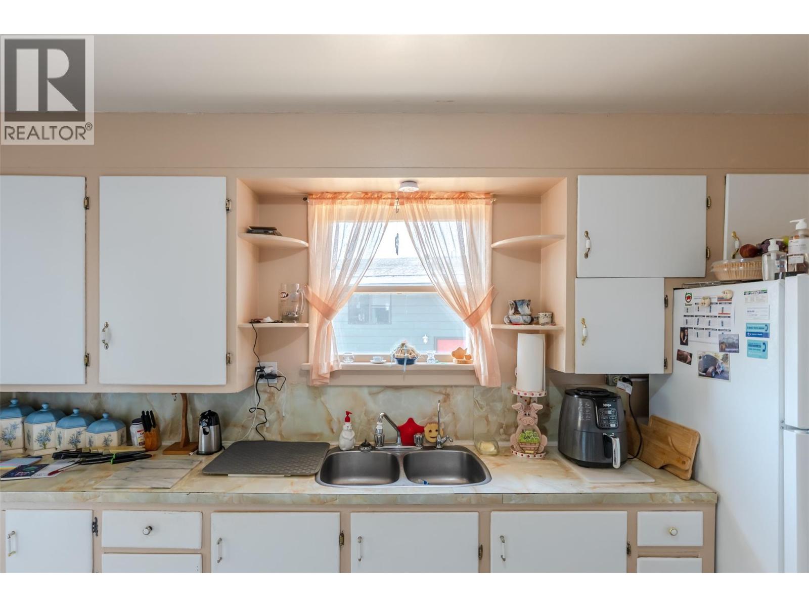 6802 89TH Street - 19