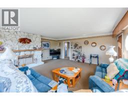 Kitchen - 6802 89th Street, Osoyoos, BC V0H1V1 Photo 12
