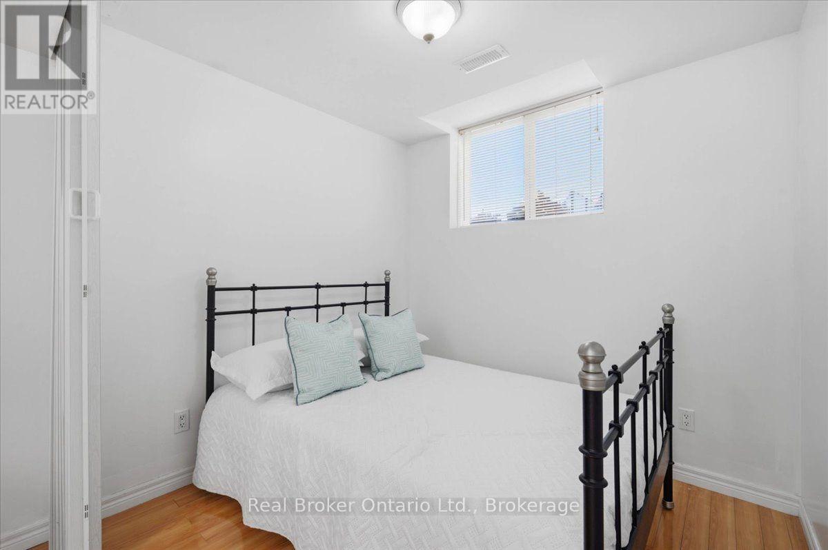 12 CASTLEBURY DRIVE - Image 31