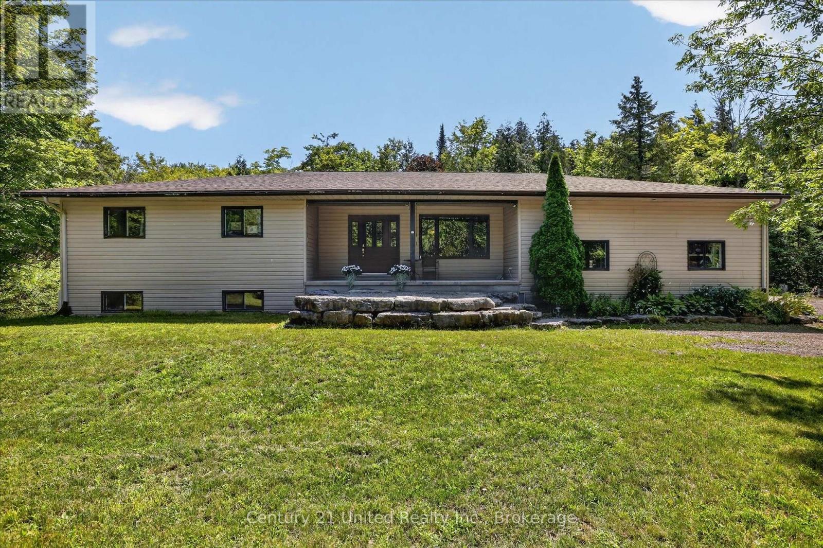 923 ROCK ROAD - 1