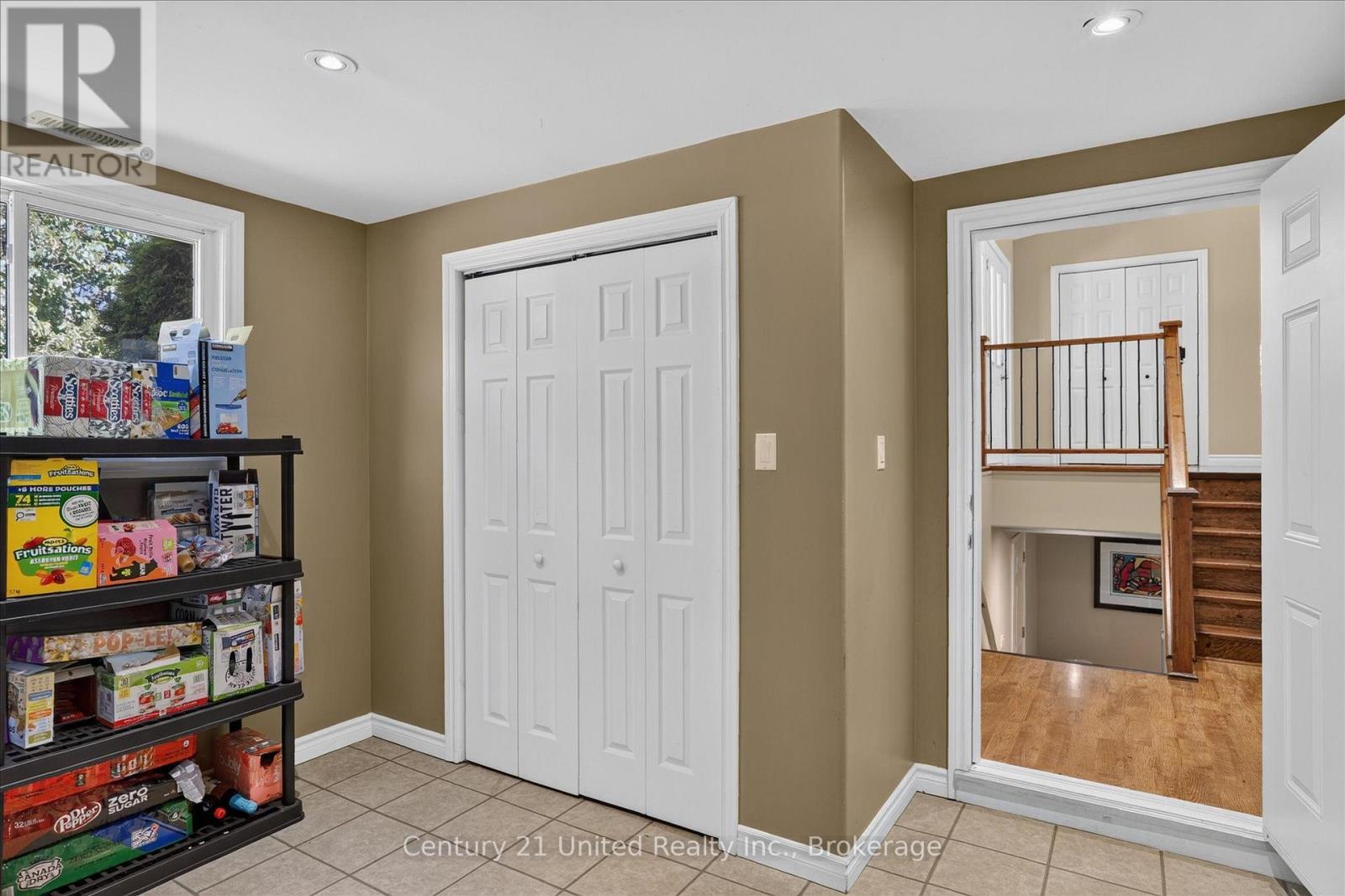 923 ROCK ROAD - Image 22