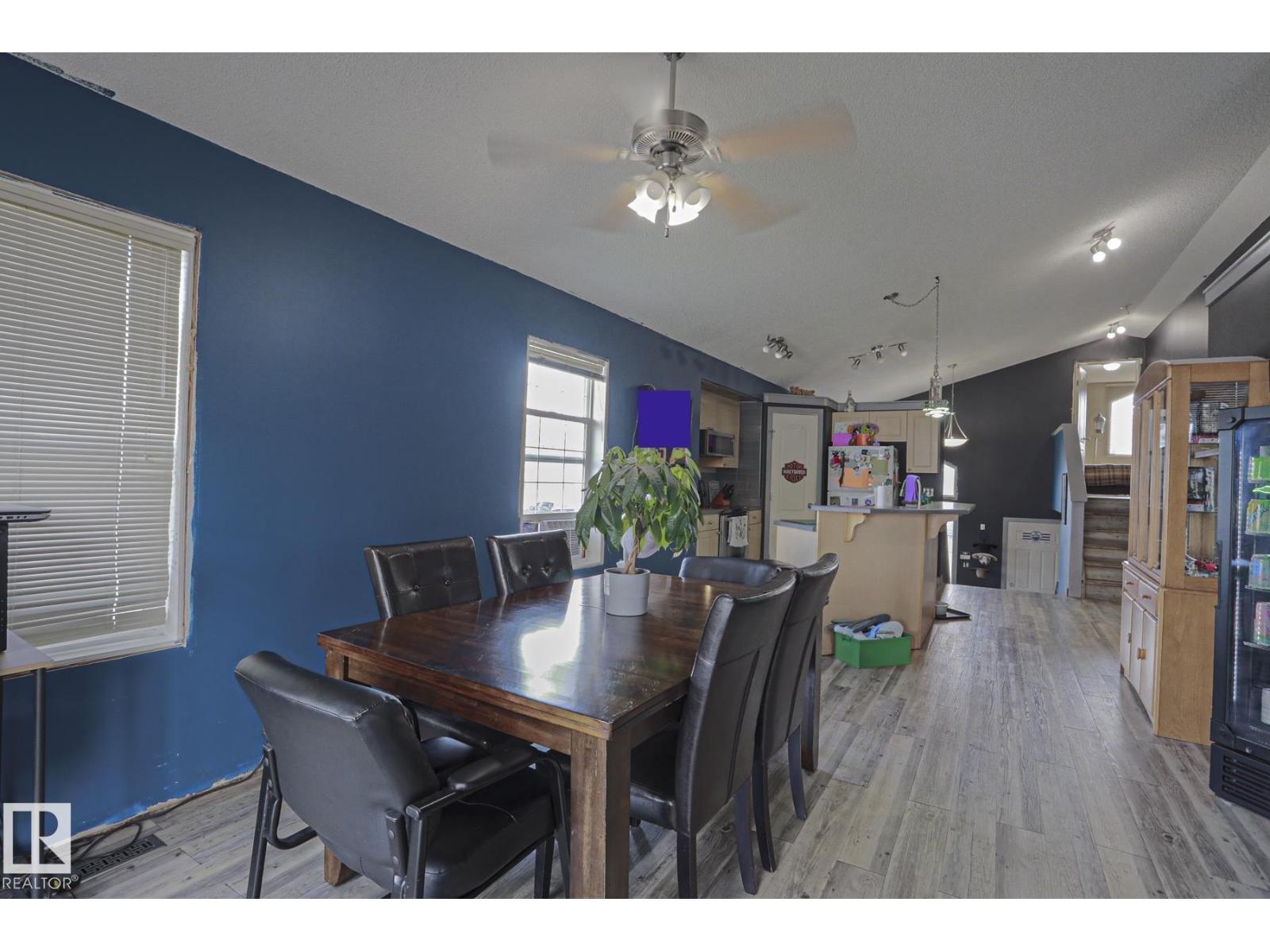 4506 154 Avenue NW - Photo 12
