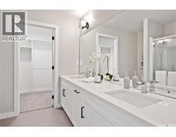 10 Vancouver Crescent, Pilot Butte, SK S0G3Z0 Photo 27