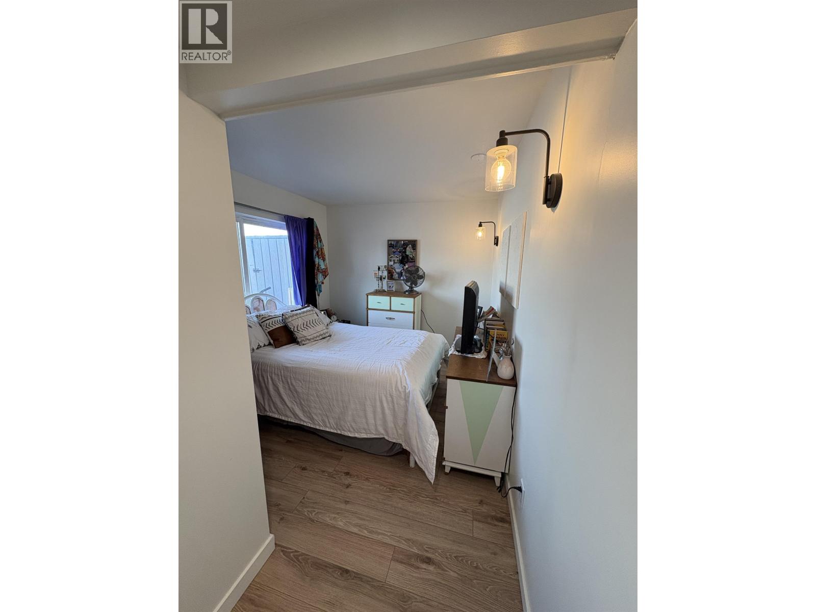 306 22347 LOUGHEED HIGHWAY, Maple Ridge