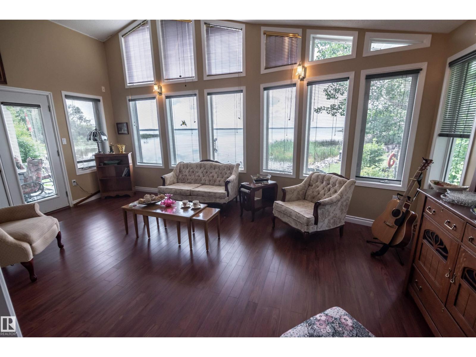 4740 SUNSET DR - 41