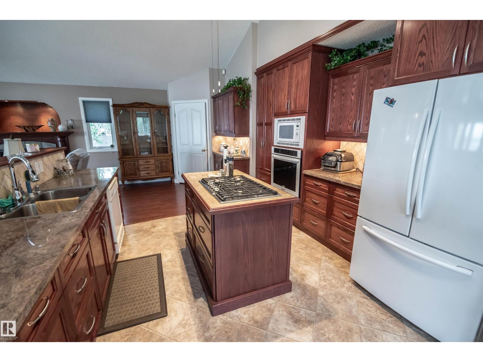 4740 SUNSET DR - Image 29