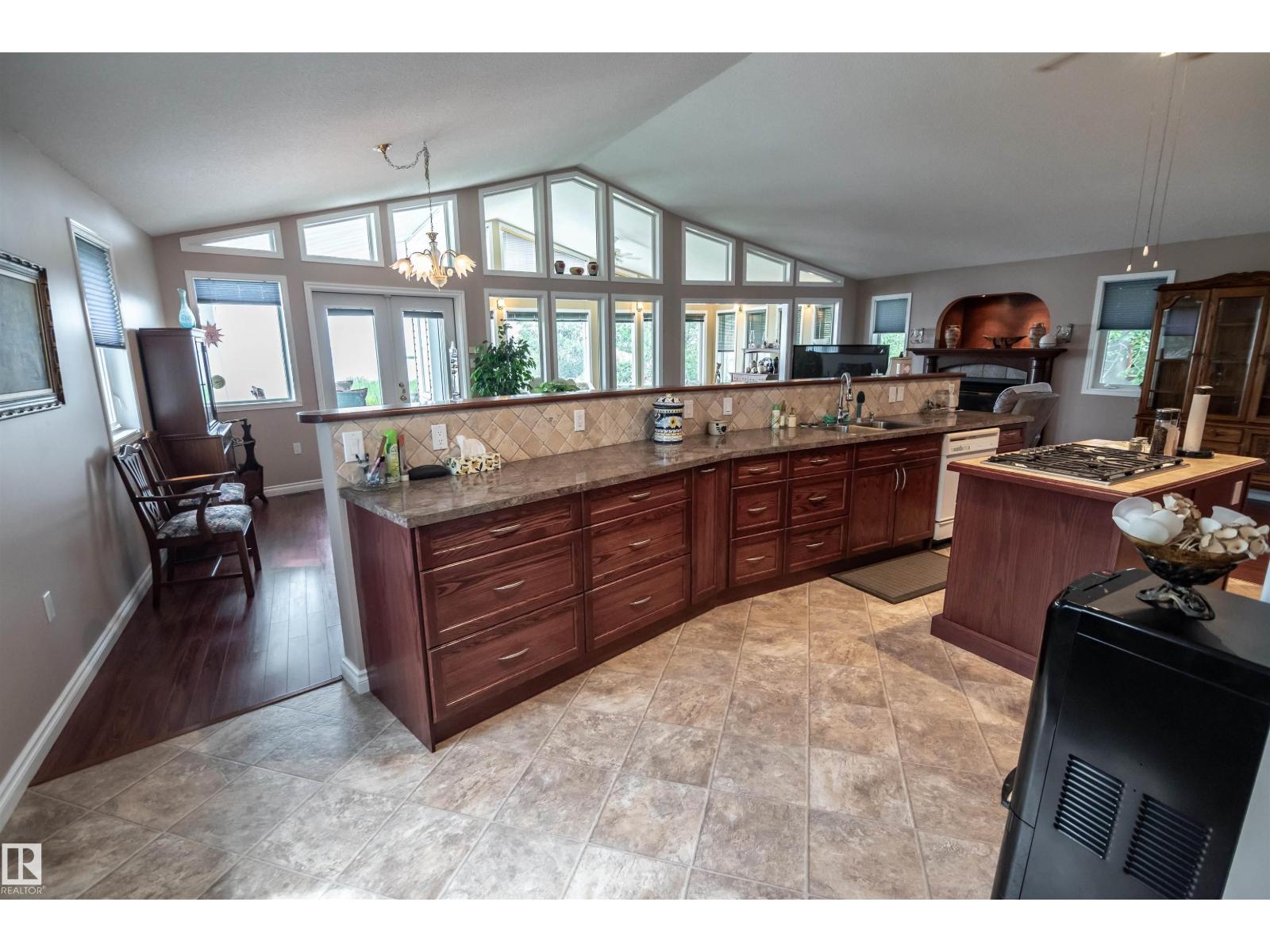 4740 SUNSET DR - Image 26