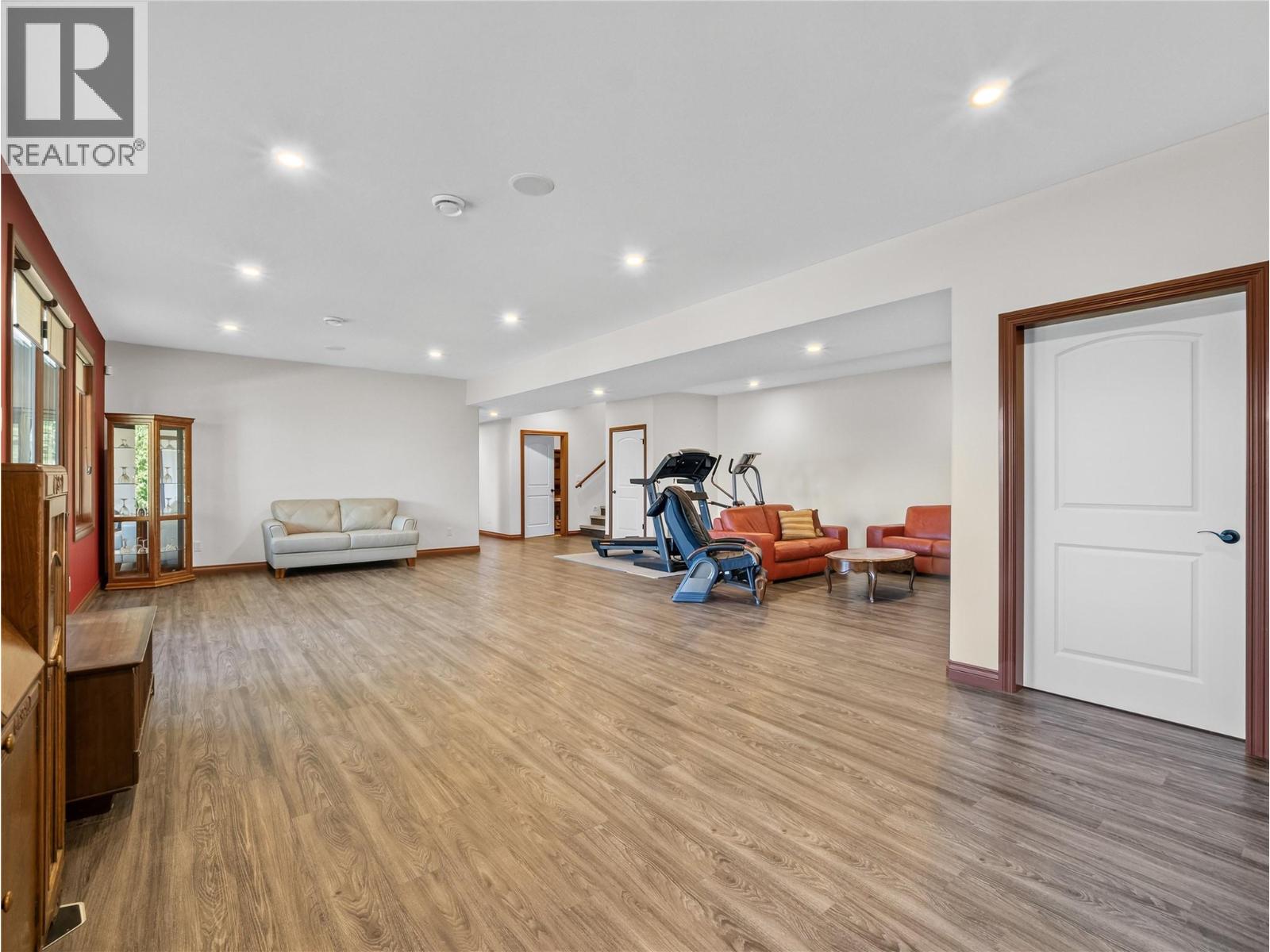  4780 56 Street Northwest, Salmon Arm