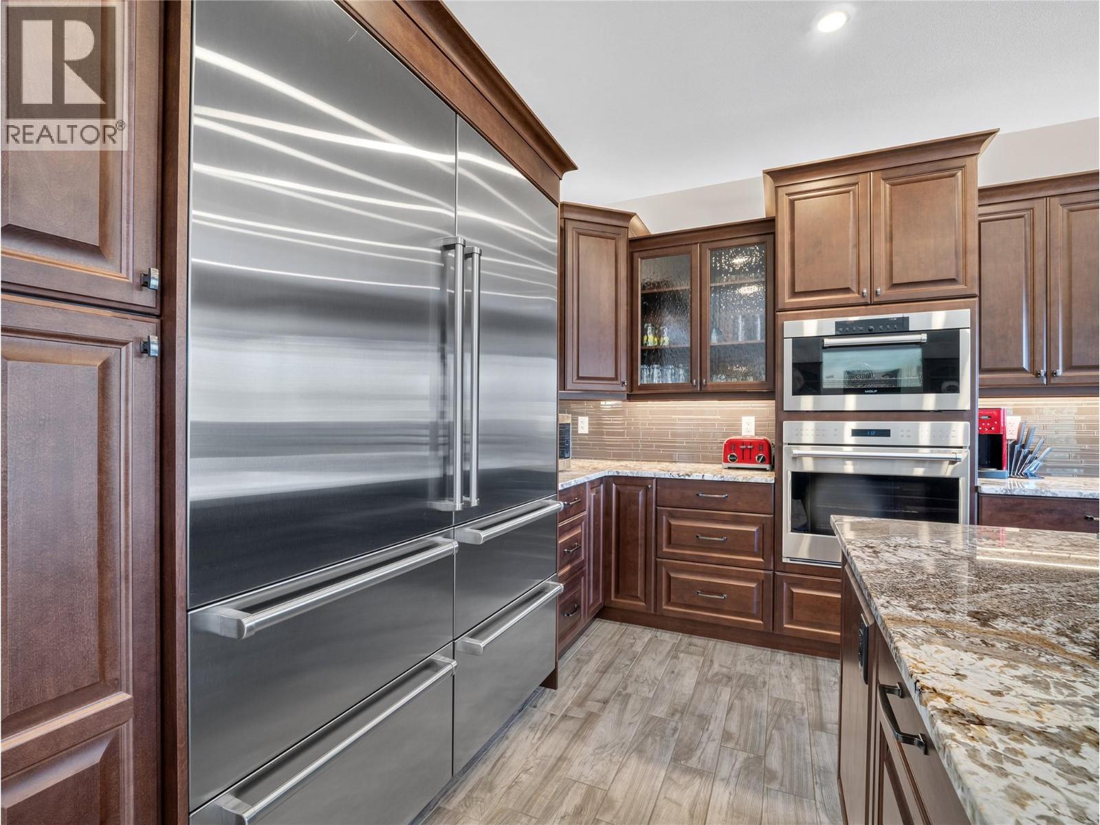  4780 56 Street Northwest, Salmon Arm