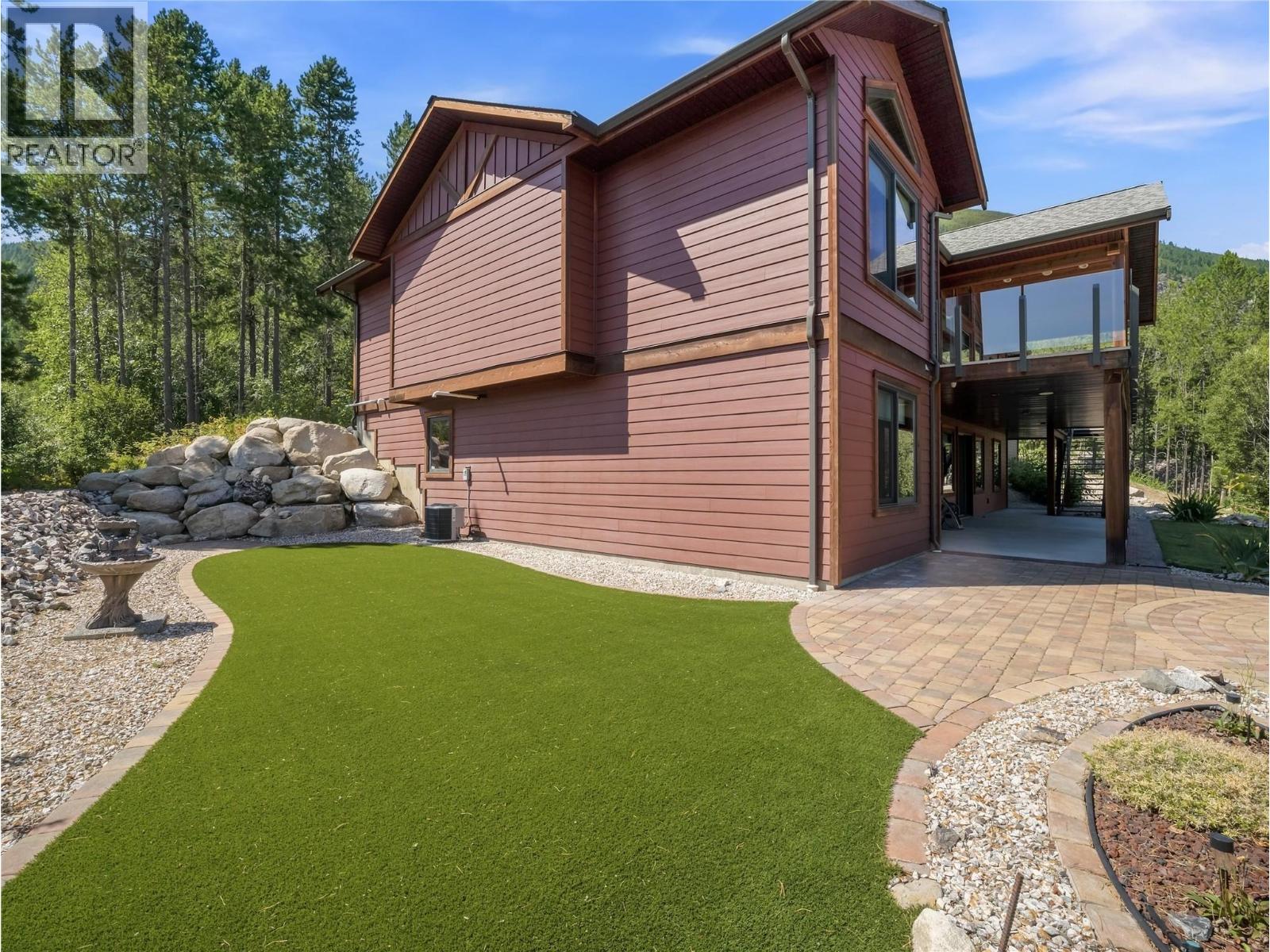  4780 56 Street Northwest, Salmon Arm