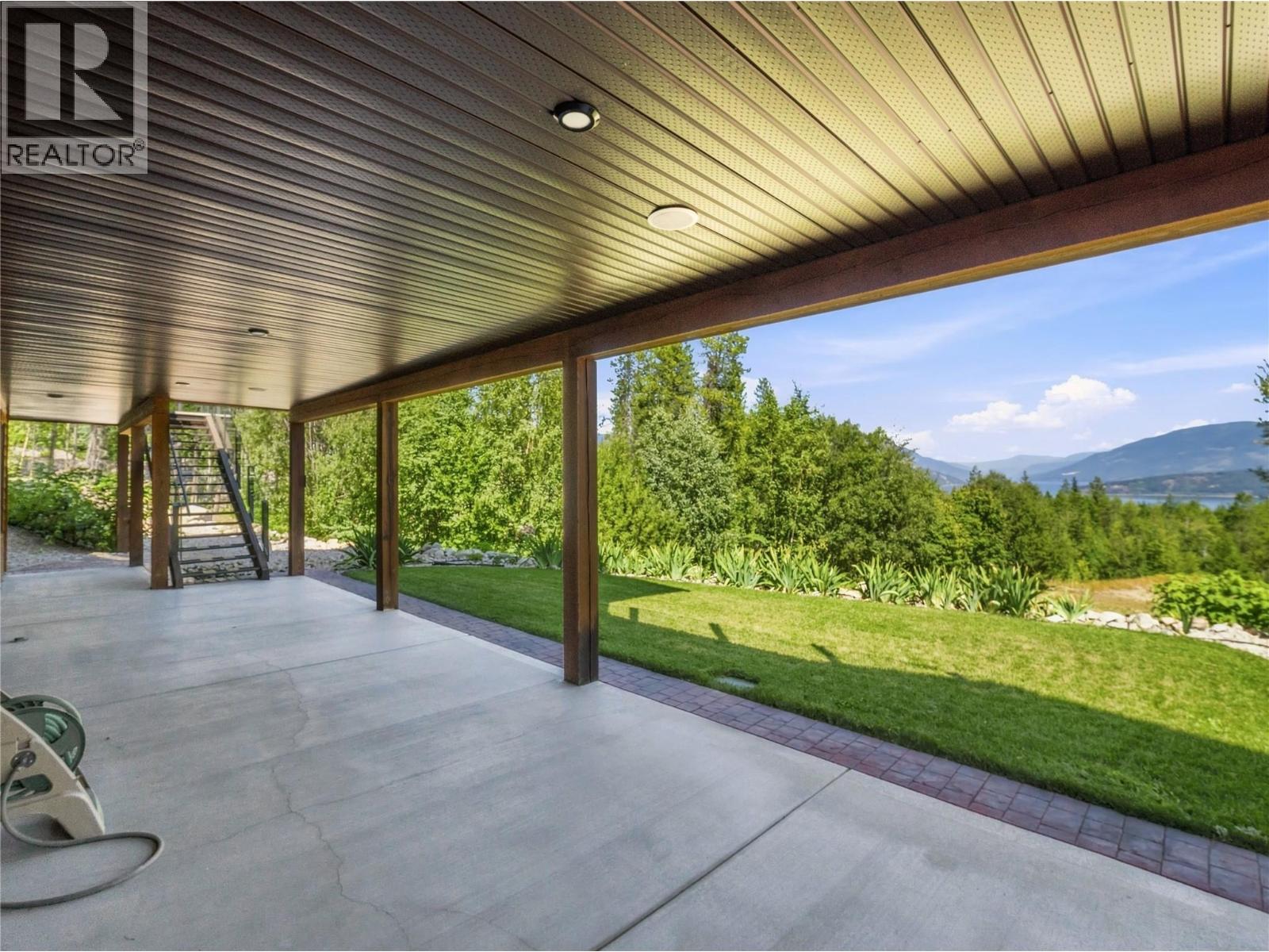  4780 56 Street Northwest, Salmon Arm