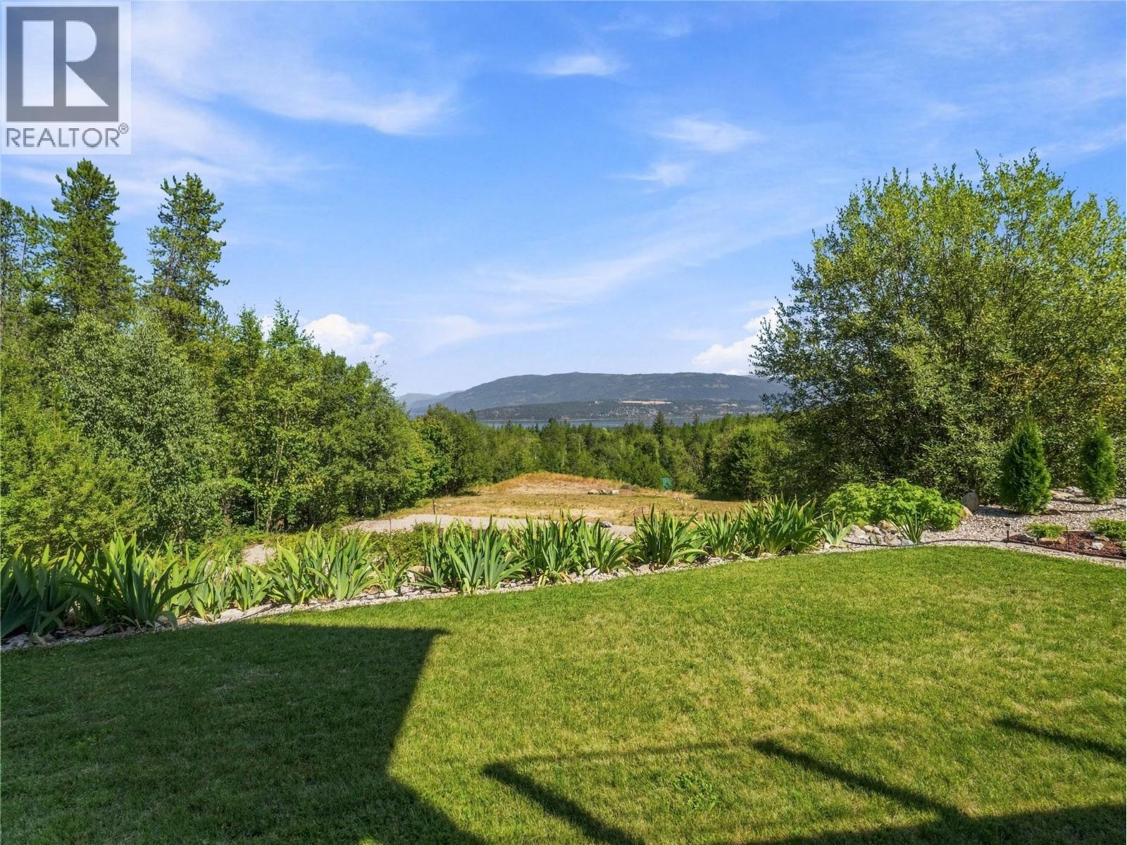  4780 56 Street Northwest, Salmon Arm