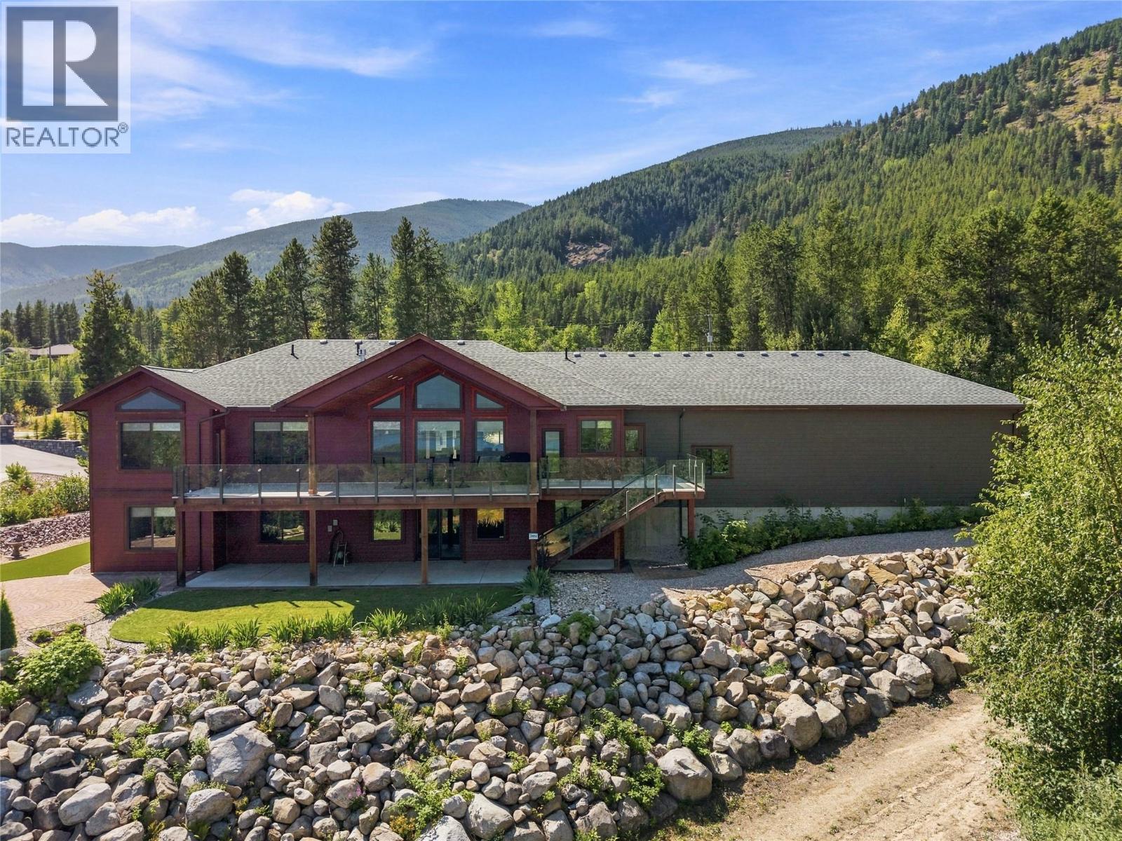  4780 56 Street Northwest, Salmon Arm