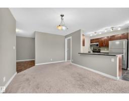 Enclosed porch - #222 5810 Mullen Pl Nw, Edmonton, AB T6R0W3 Photo 8