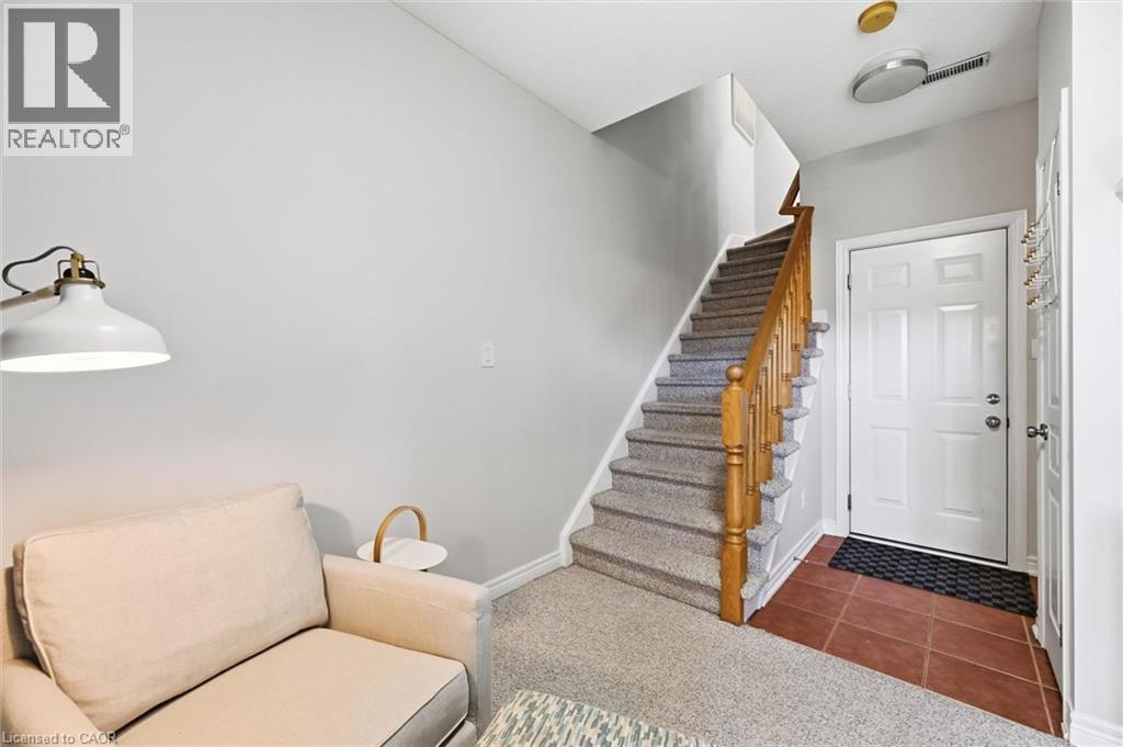 678 ROWLEY Common - 23