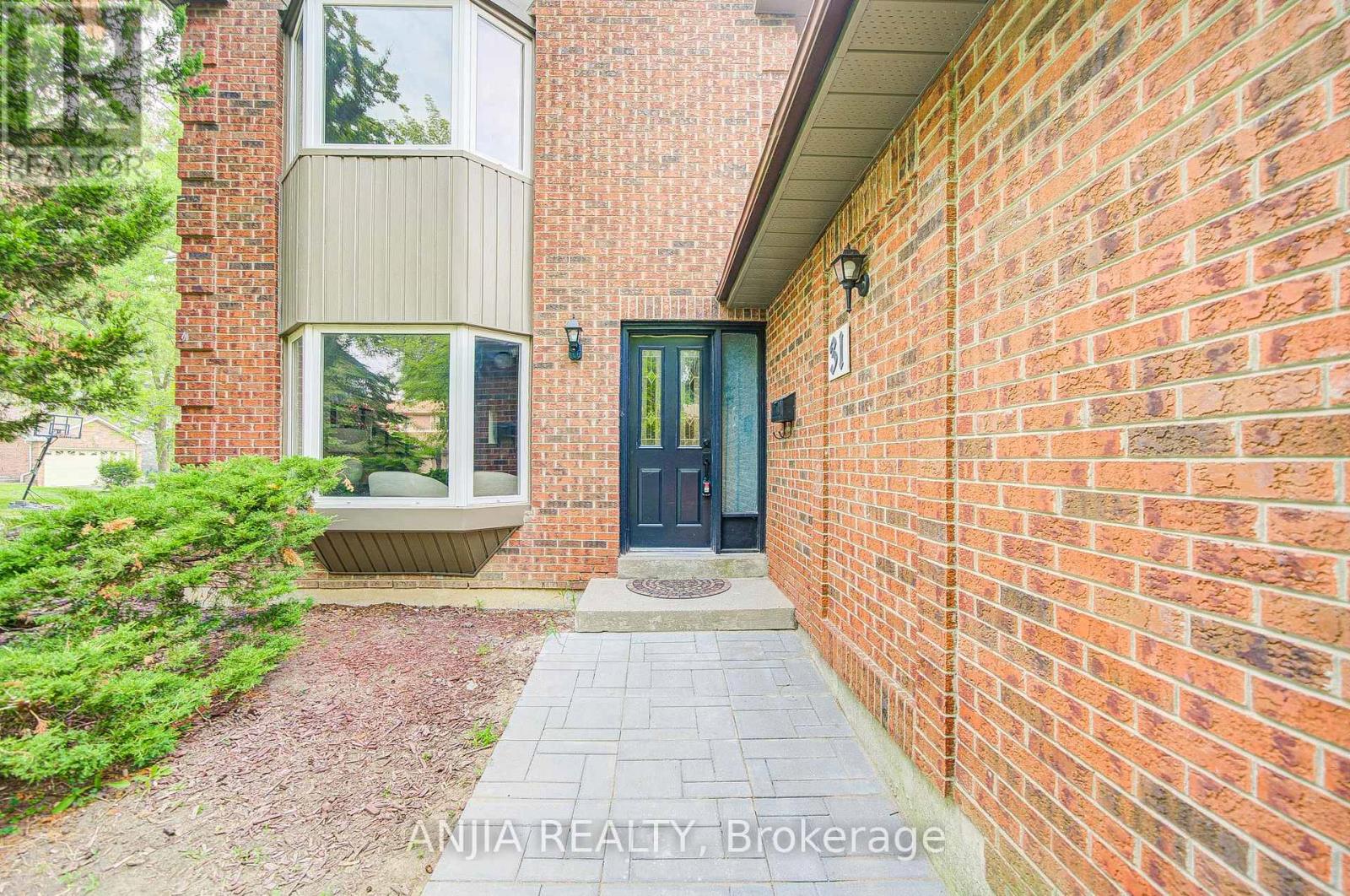 31 SPANHOUSE CRESCENT, Markham (Unionville) photo 2