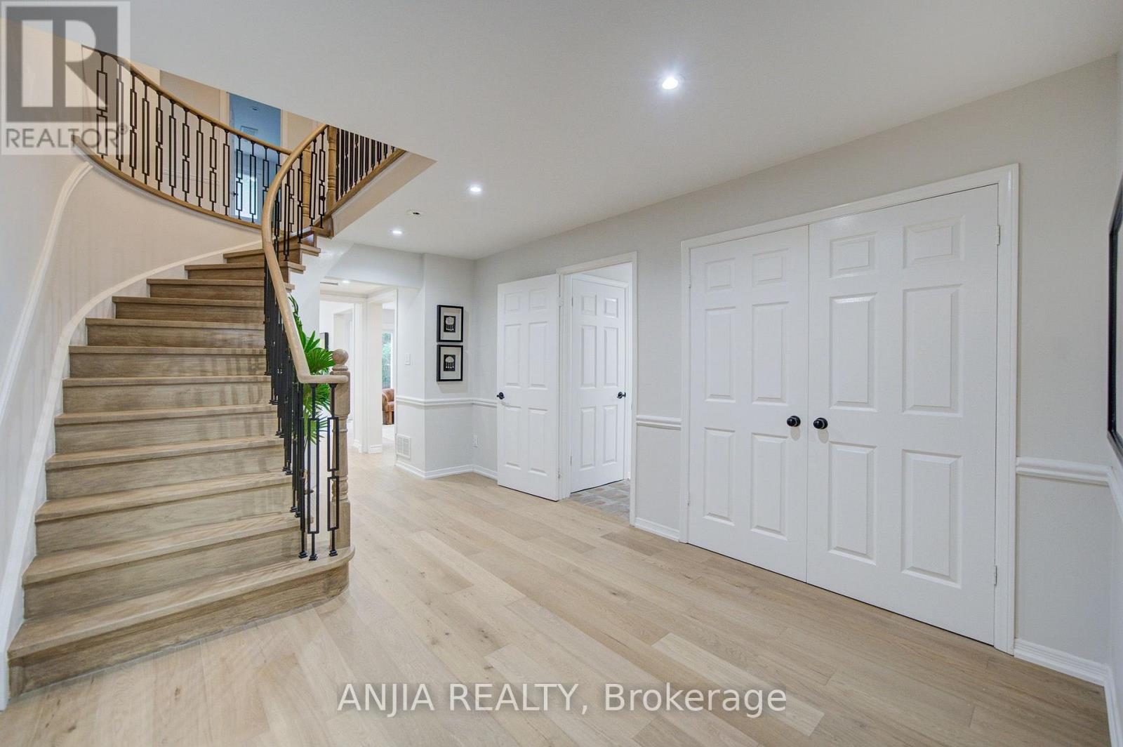 31 SPANHOUSE CRESCENT, Markham (Unionville) photo 3