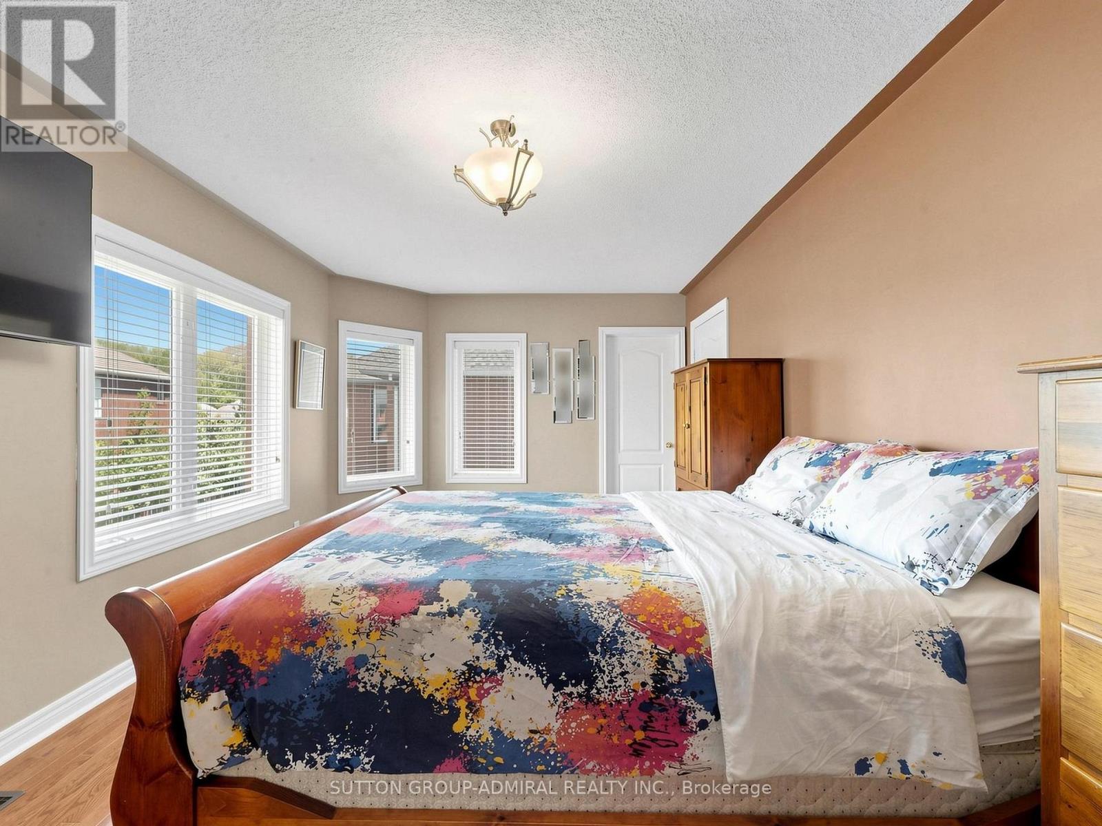 22 CANYON HILL AVENUE - 27