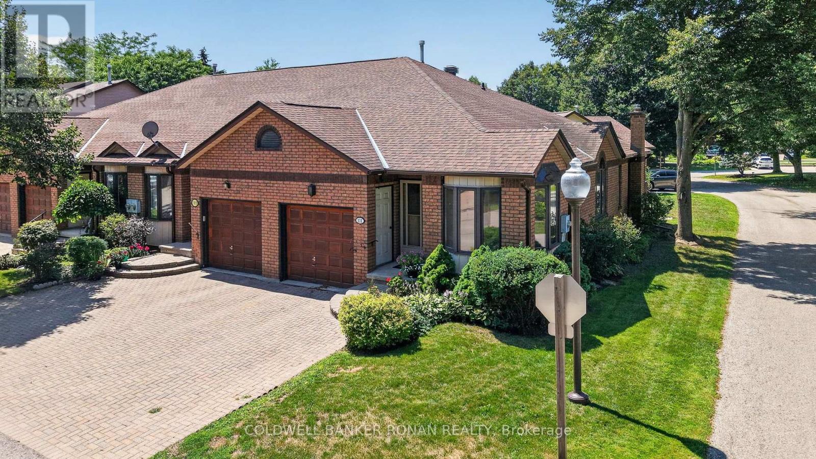 #11 101 GREEN BRIAR ROAD - 2