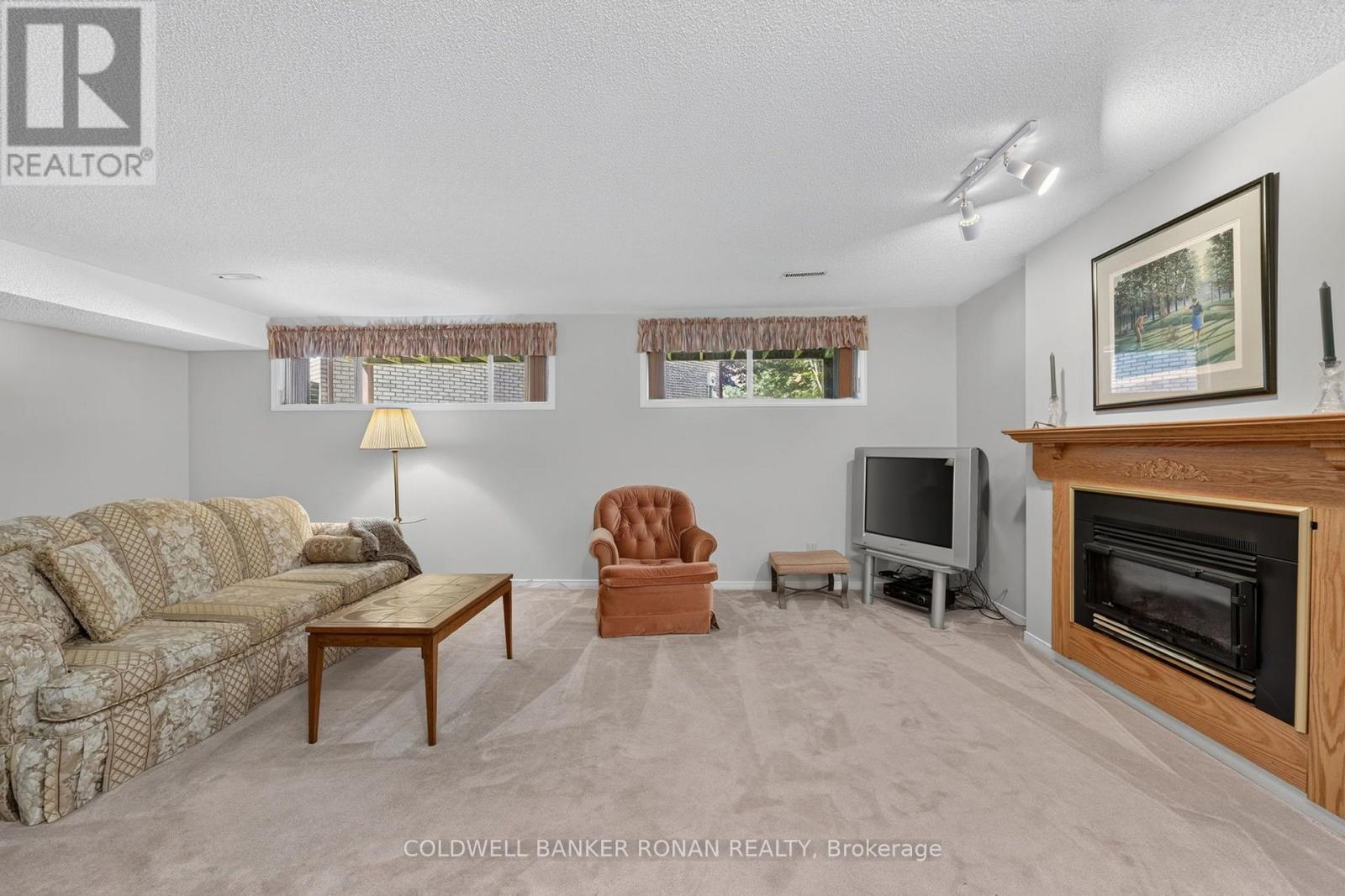 #11 101 GREEN BRIAR ROAD - 23
