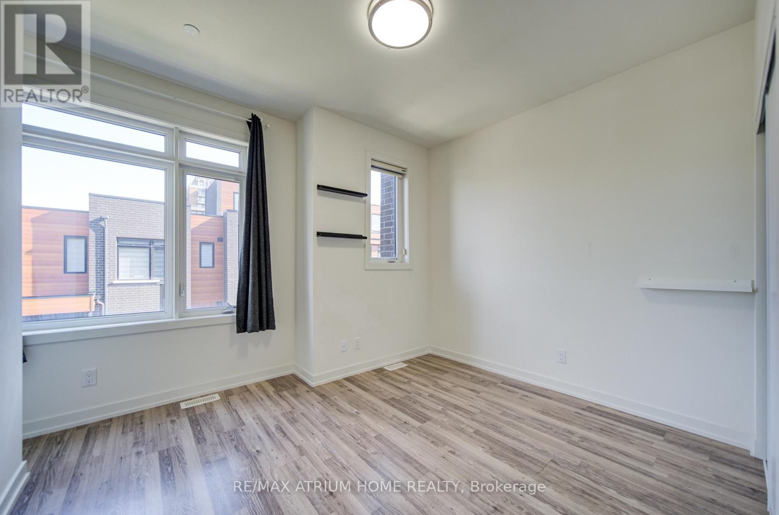 #83 370 RED MAPLE ROAD - 16