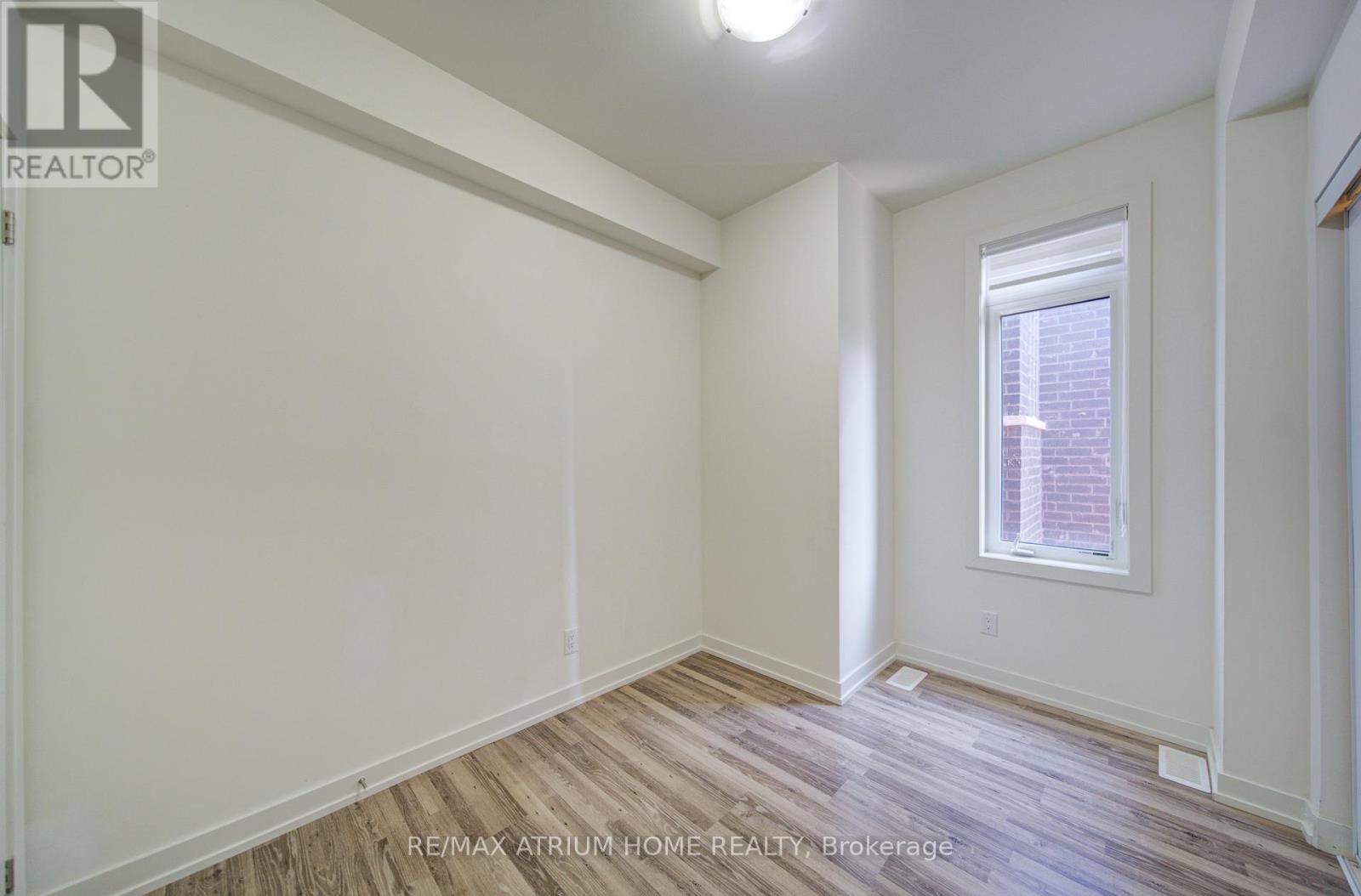 #83 370 RED MAPLE ROAD - 19