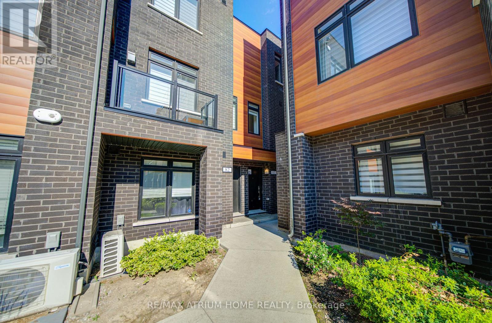 #83 370 RED MAPLE ROAD - 2