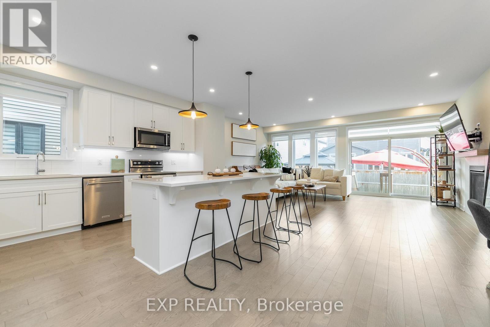 616 MOONFLOWER CRESCENT - 11