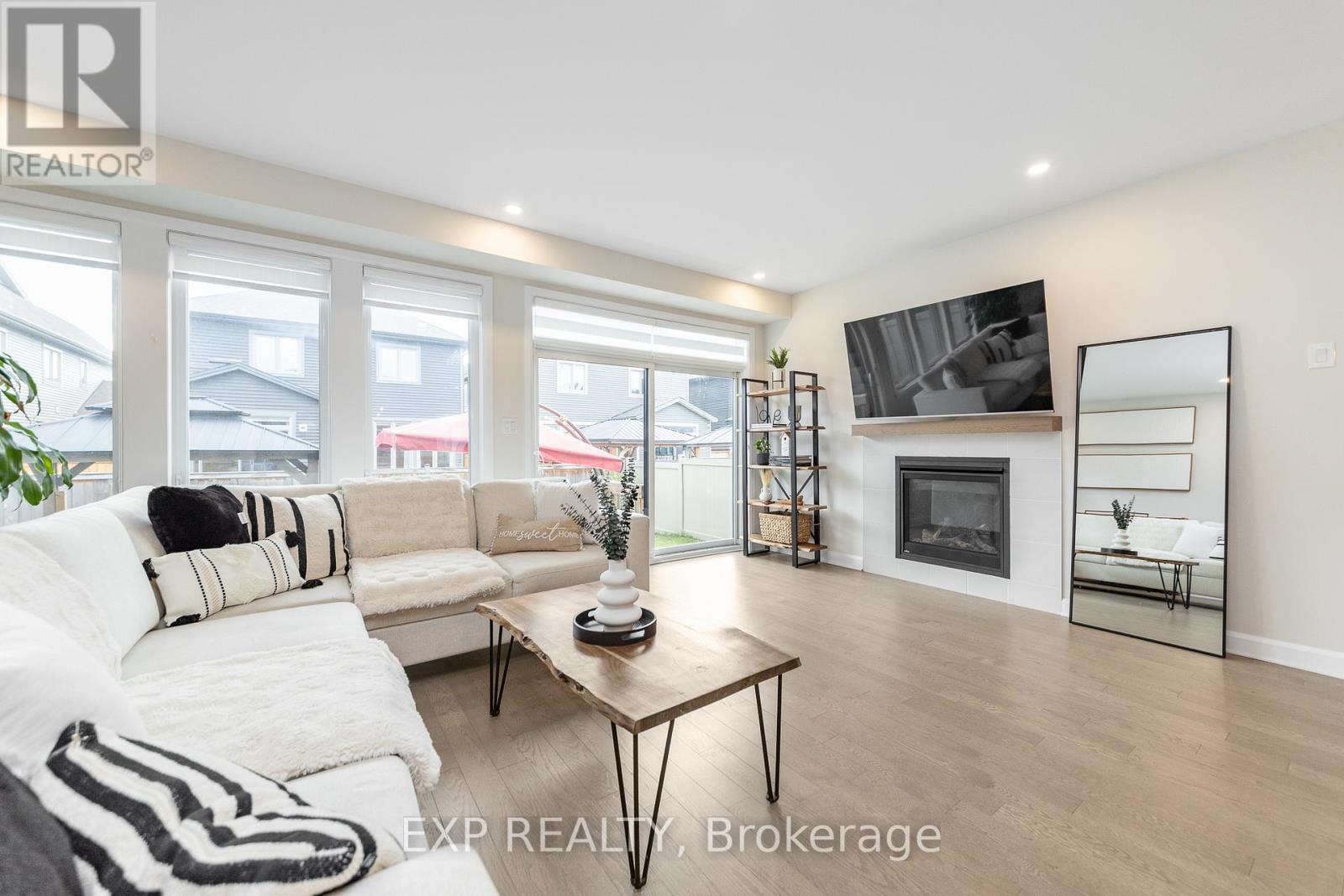 616 MOONFLOWER CRESCENT - 18