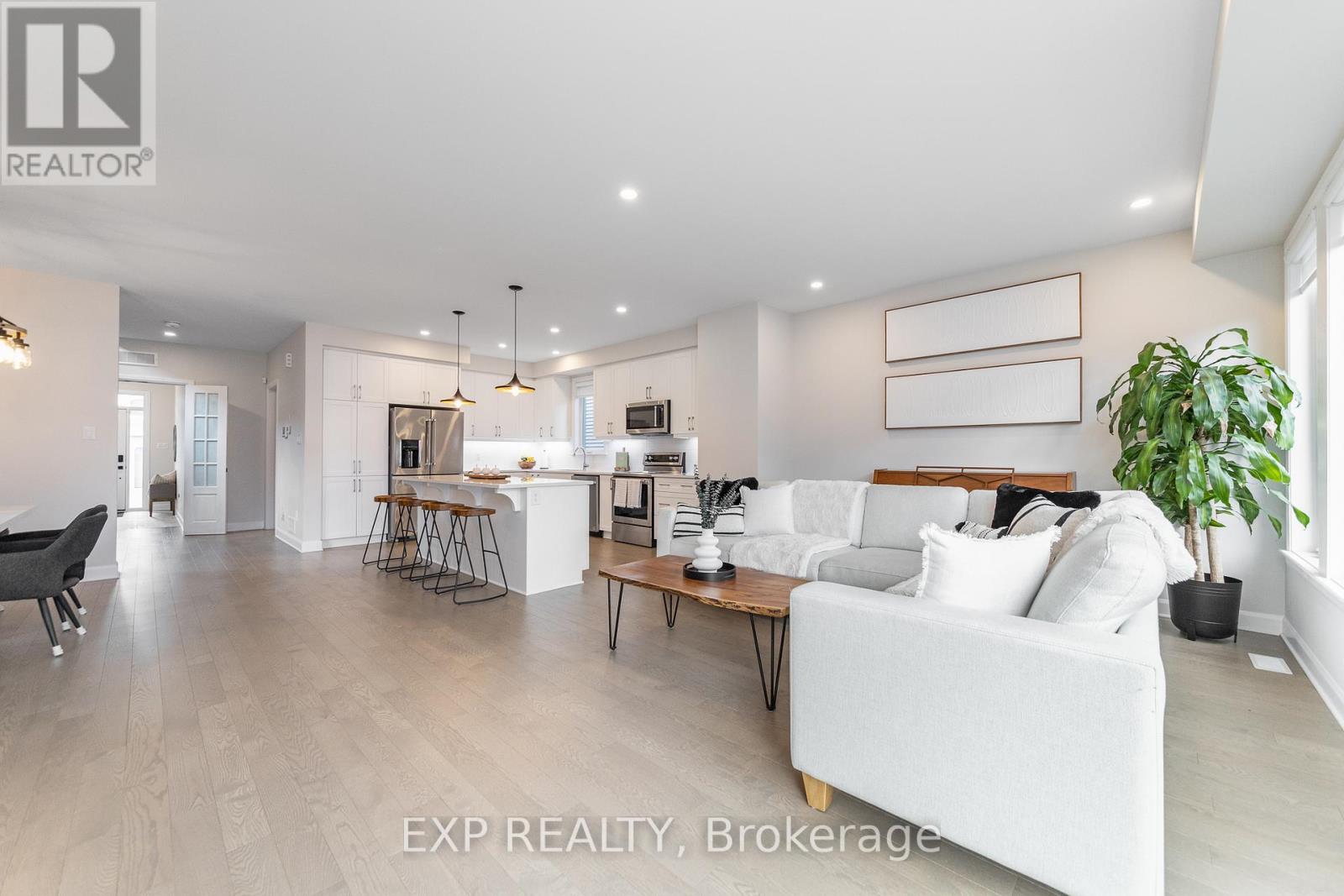 3 Bed, 4 Bath House for Sale in Ottawa – 616 MOONFLOWER CRESCENT, Ottawa – MLS# X13646402 - Image 19