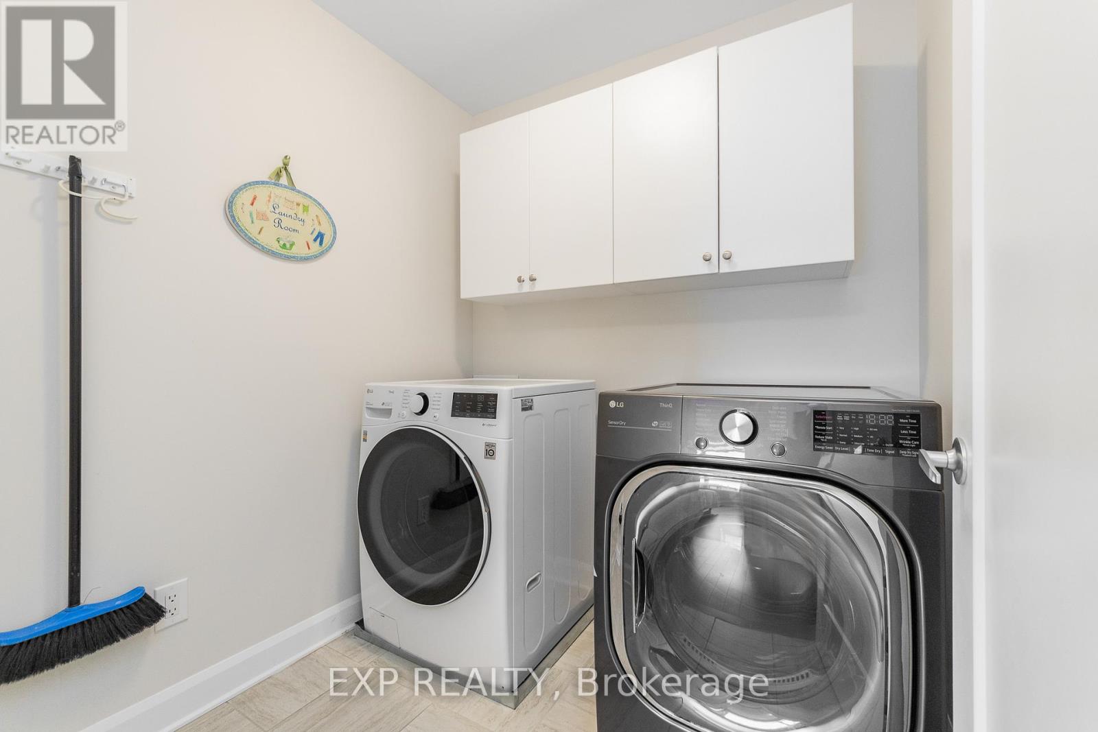 616 MOONFLOWER CRESCENT - 40