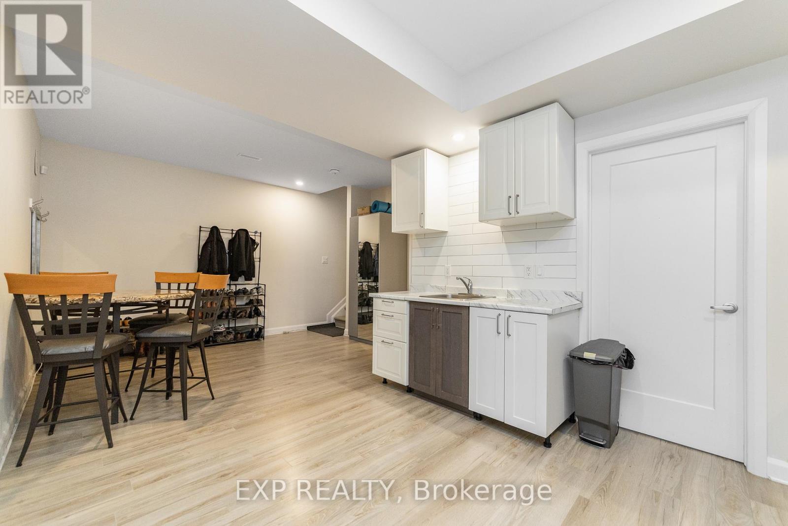 616 MOONFLOWER CRESCENT - 44