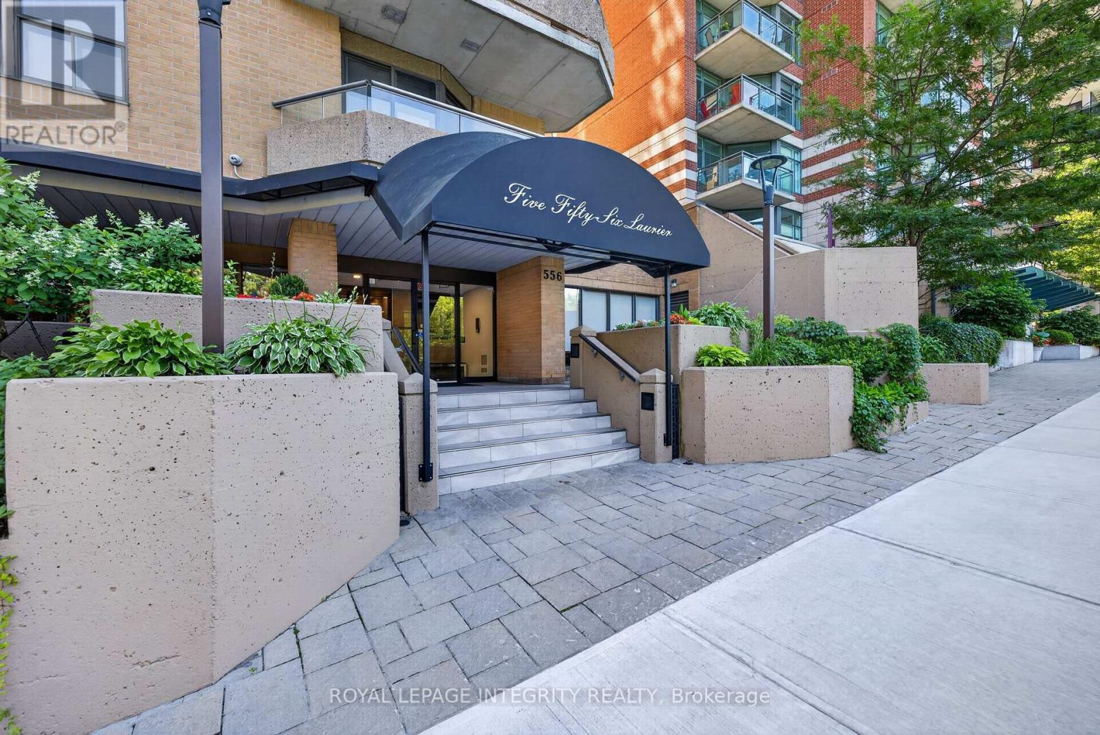 Welcome to 556 Laurier Unit 1606