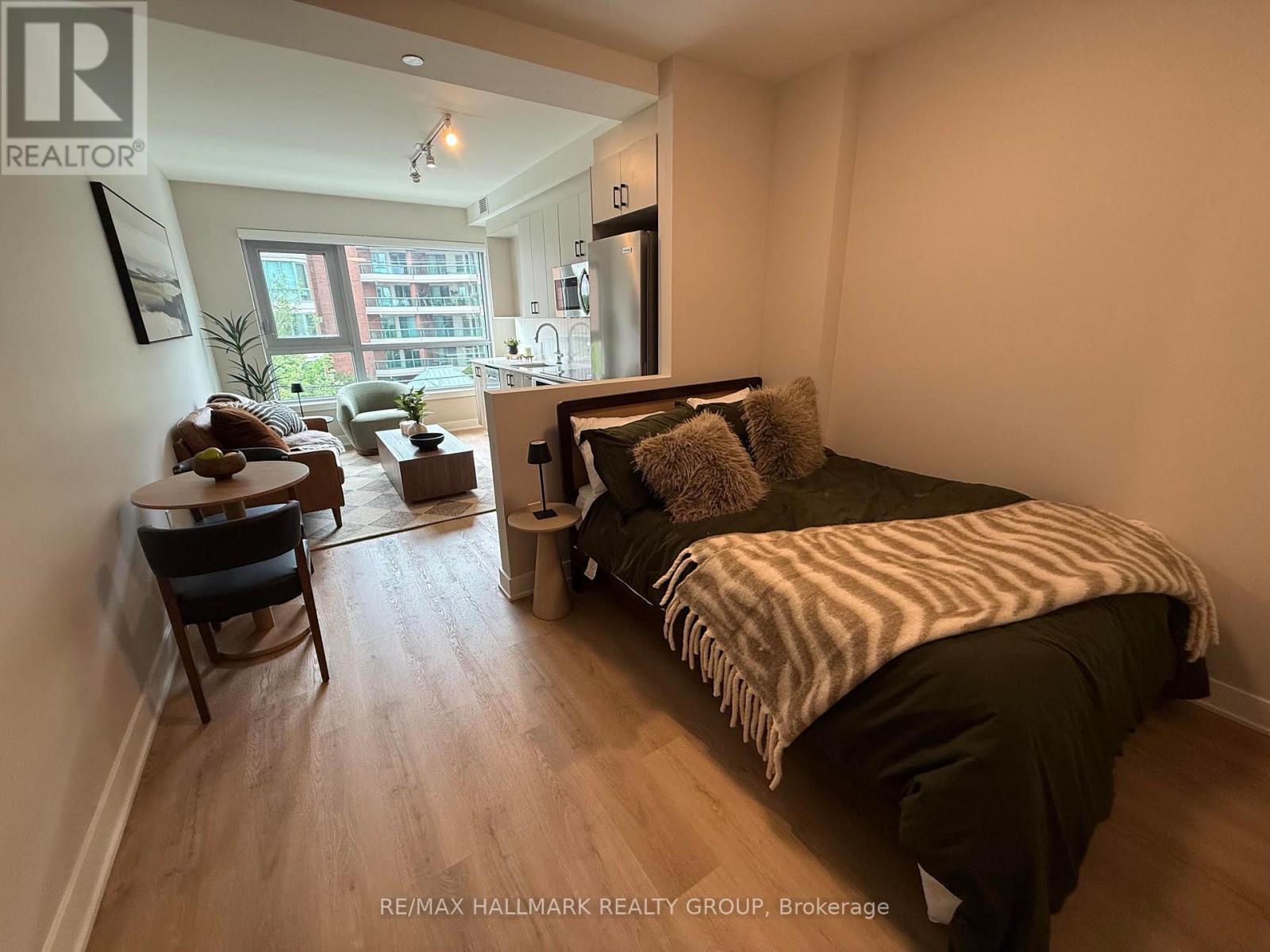 1 Bed, 1 Bath Apartment for Rent in Ottawa – 306 – 275 CARLING AVENUE, Ottawa – MLS# X13646530 - Image 12