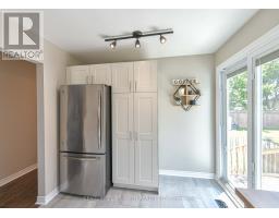 Bathroom - 49 Bond Street, Orillia, ON L3V1J6 Photo 12